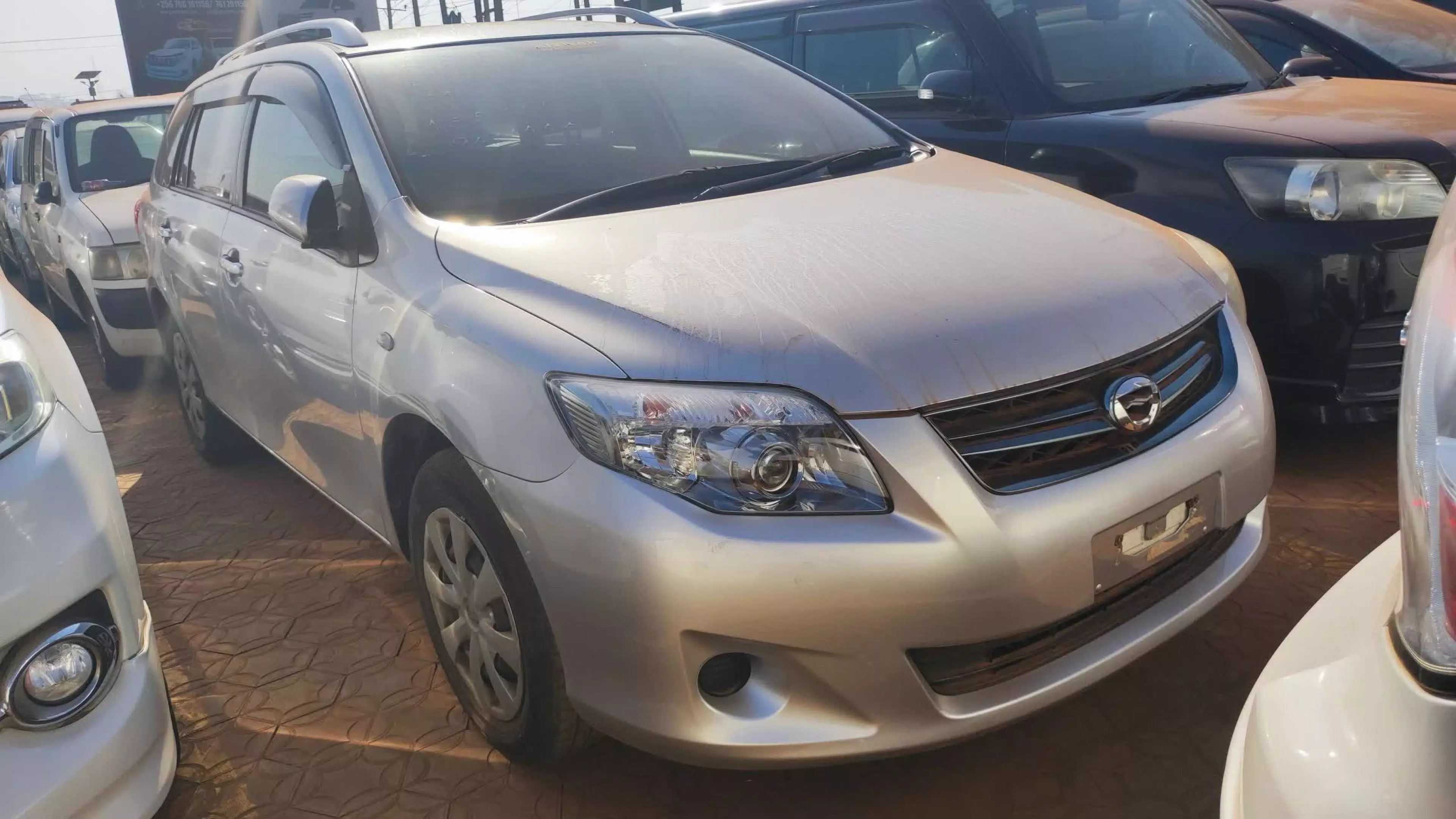 Toyota Fielder   - 2010