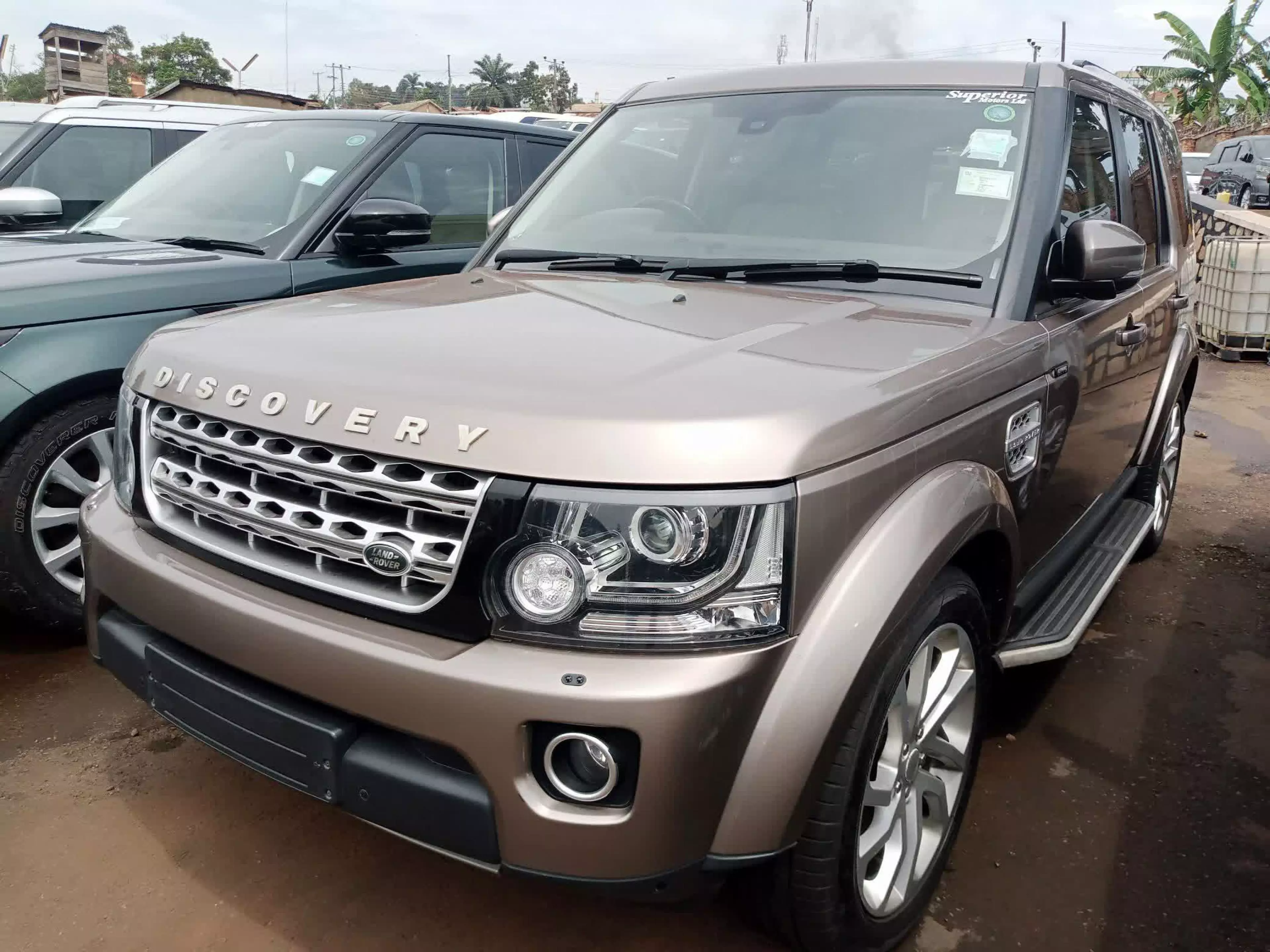 Land Rover Discovery  - 2015