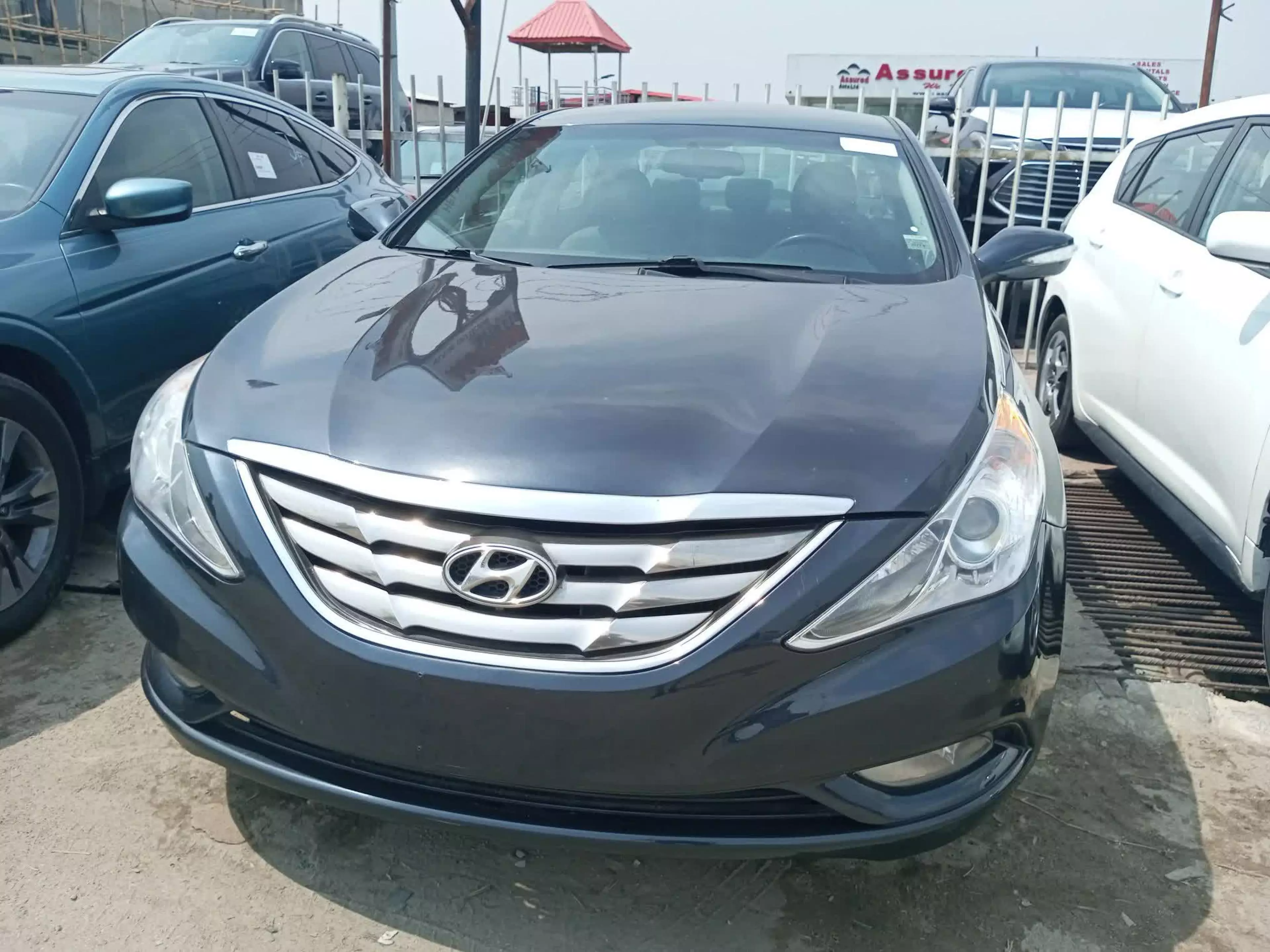 Hyundai Sonata  - 2012