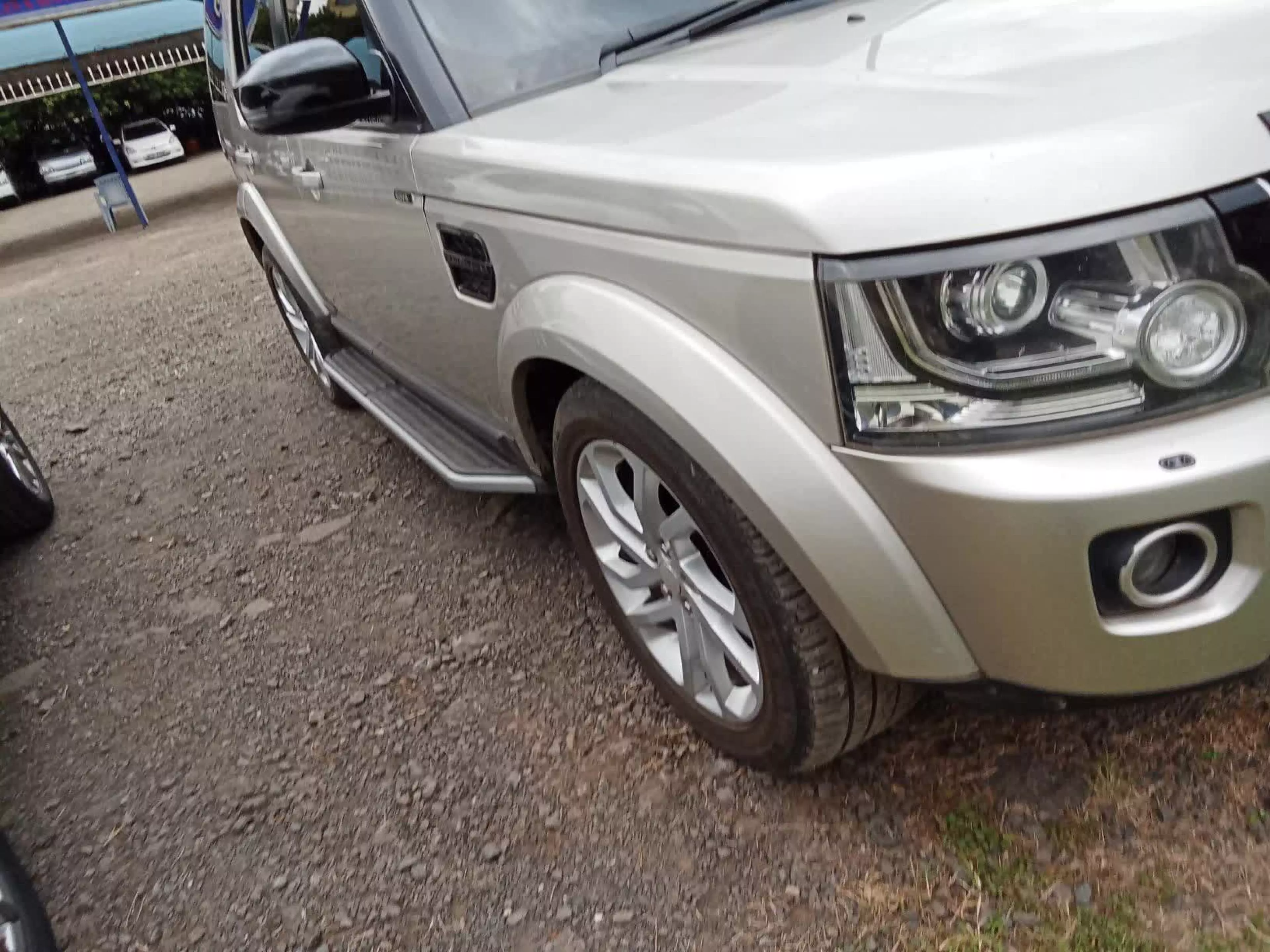 Land Rover Discovery  - 2014