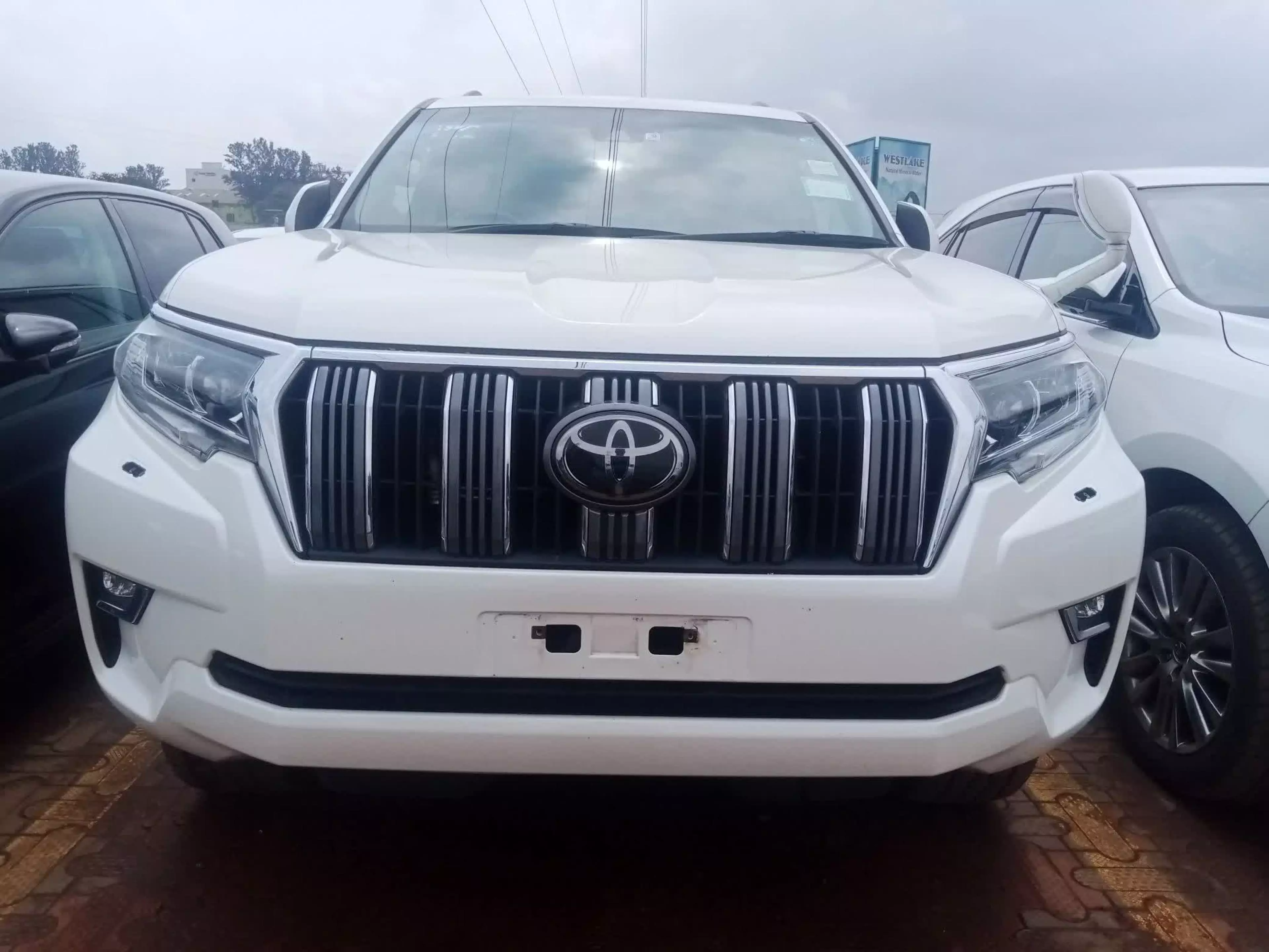 Toyota Landcruiser Prado - 2017