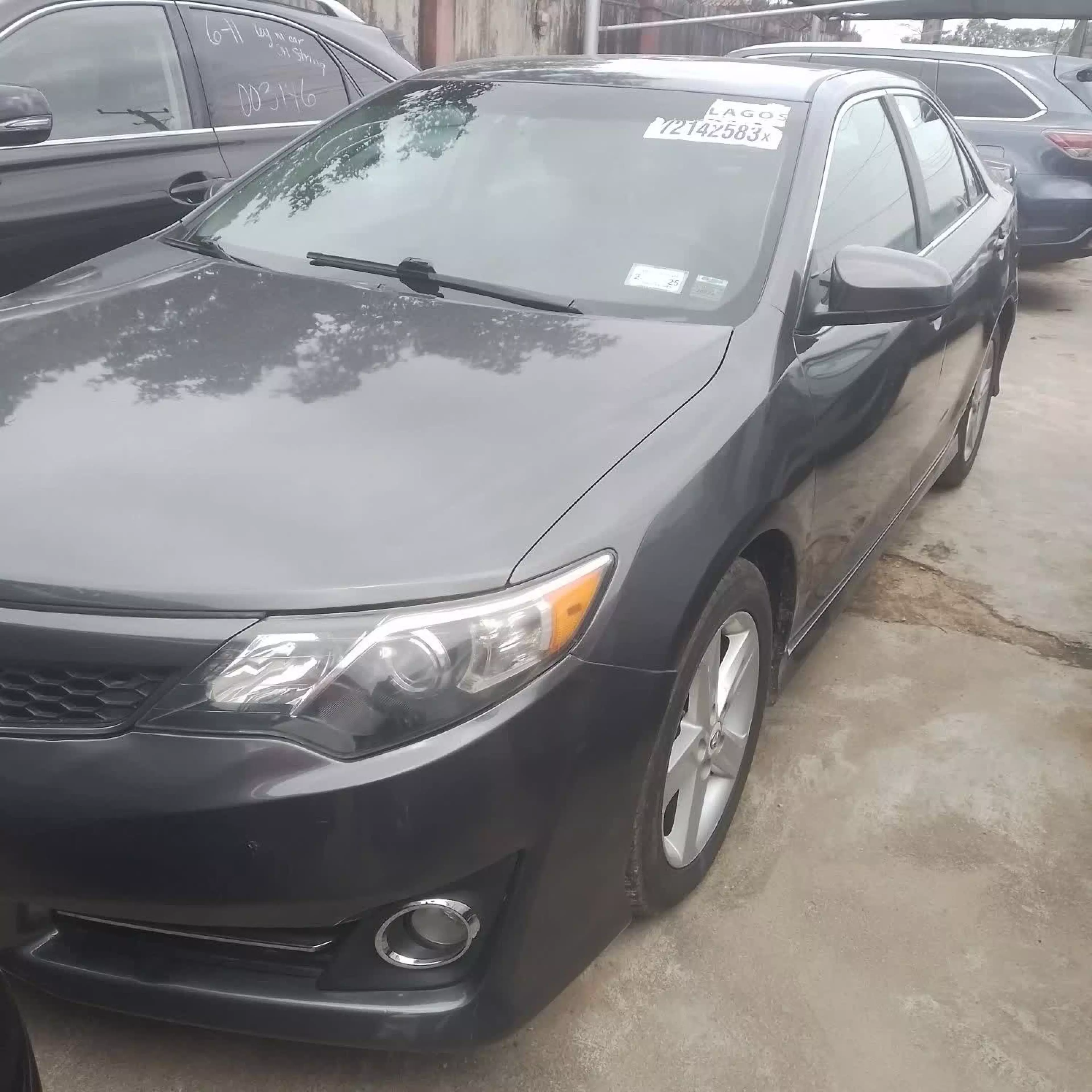 Toyota Camry  - 2012