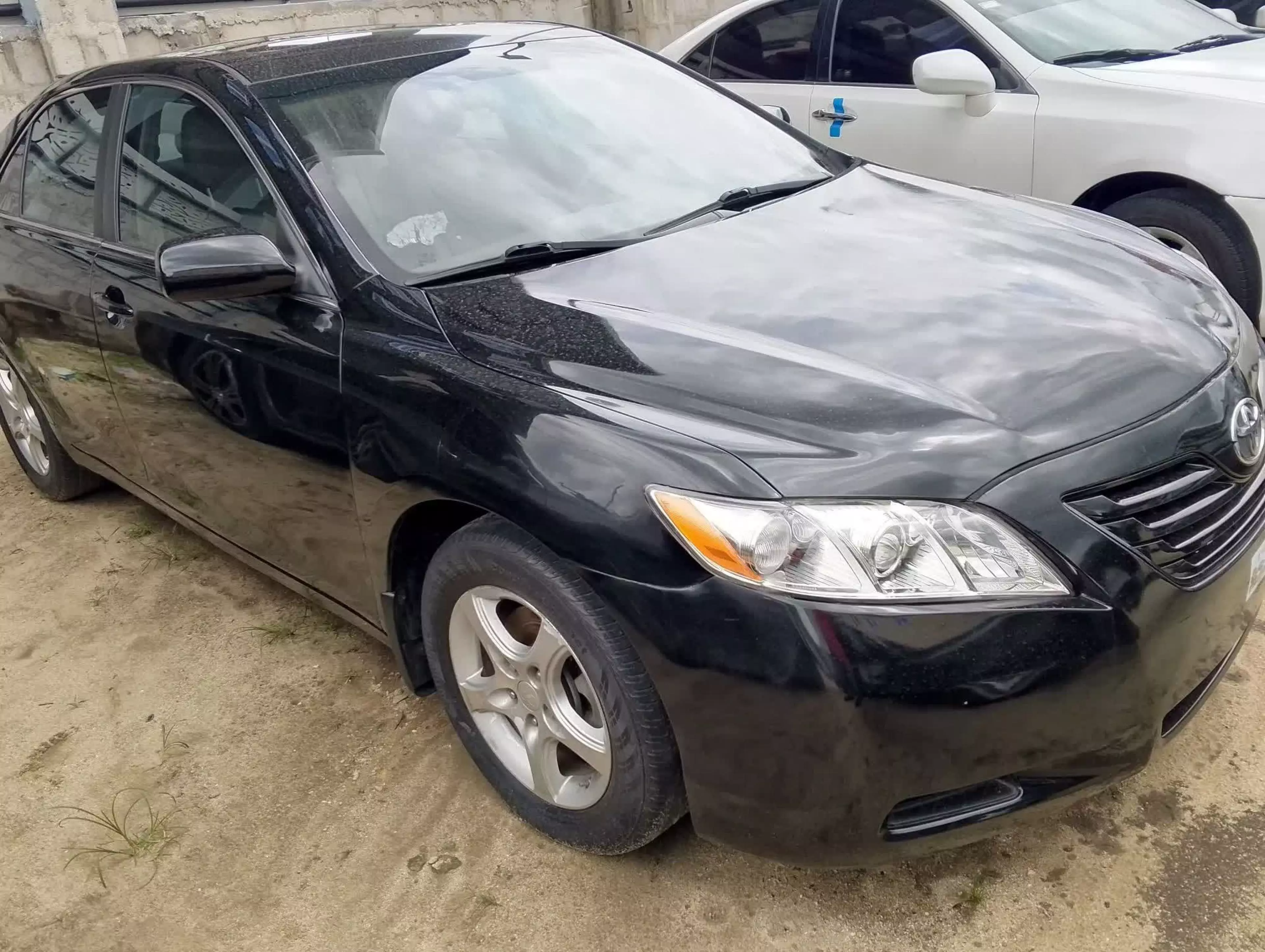 Toyota Camry - 2009