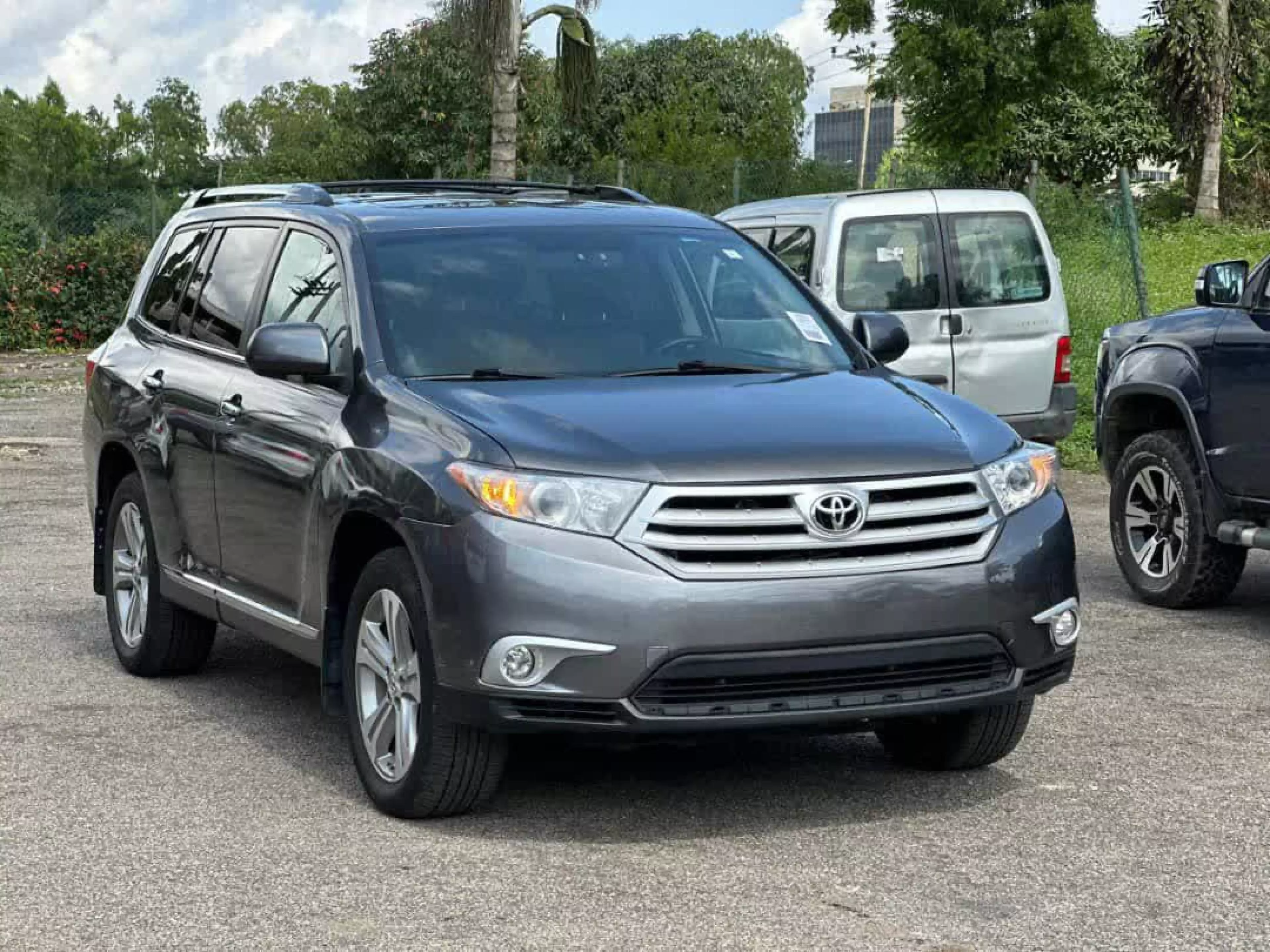 Toyota Highlander  - 2014