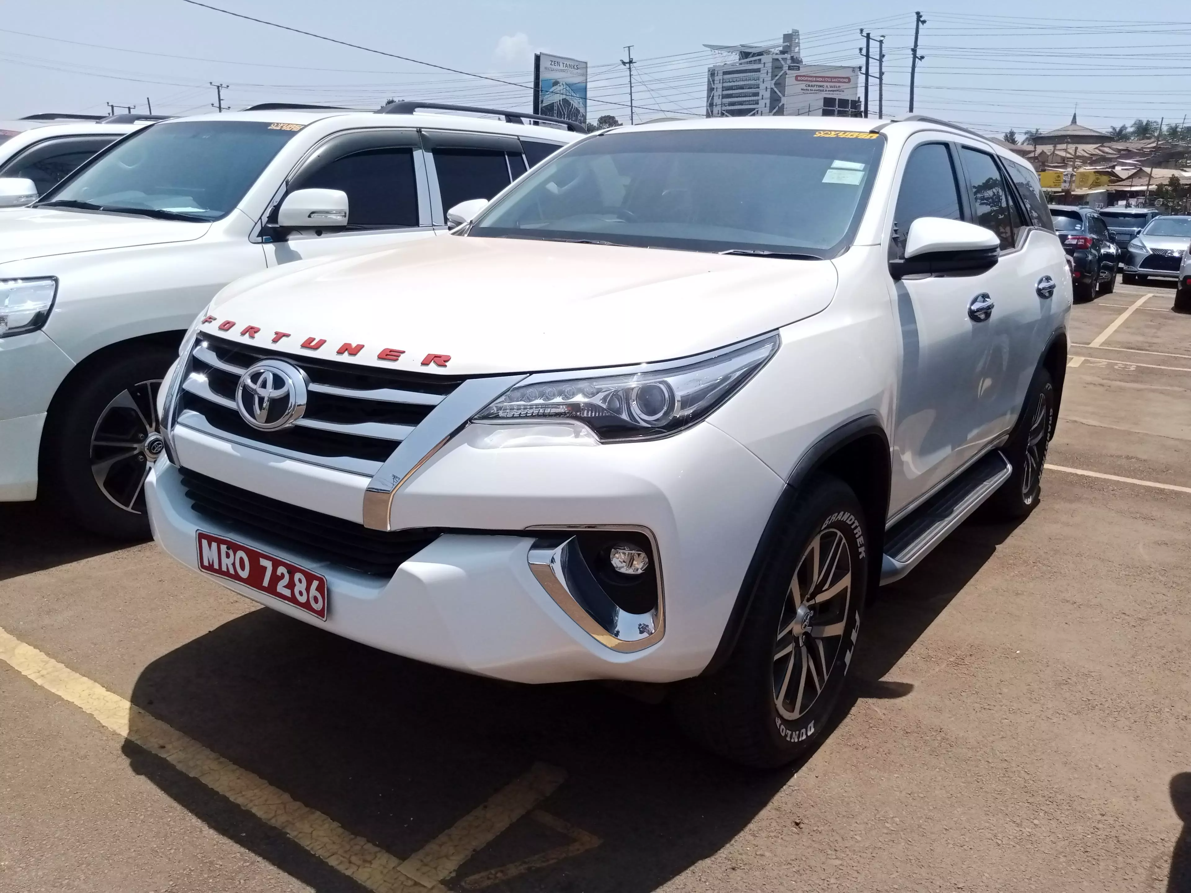 Toyota Fortuner - 2018