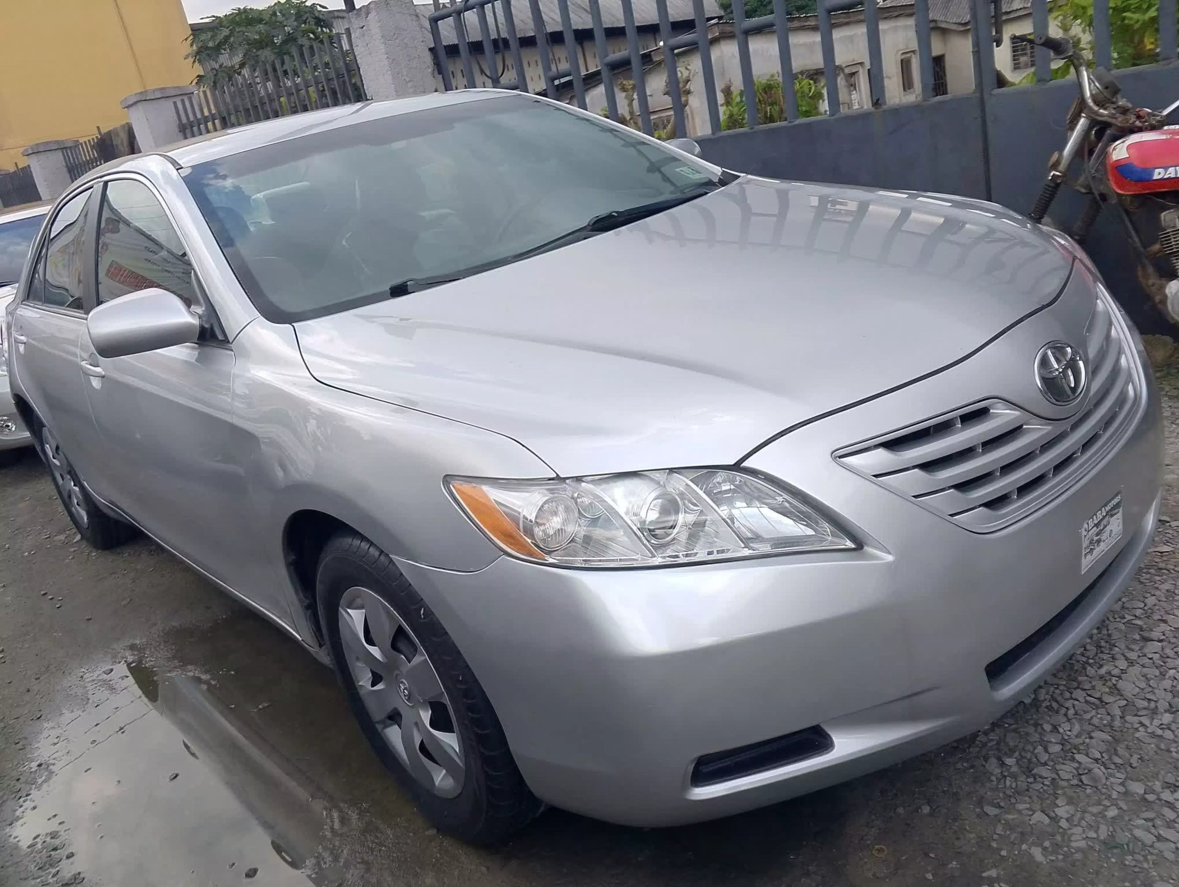 Toyota Camry - 2007