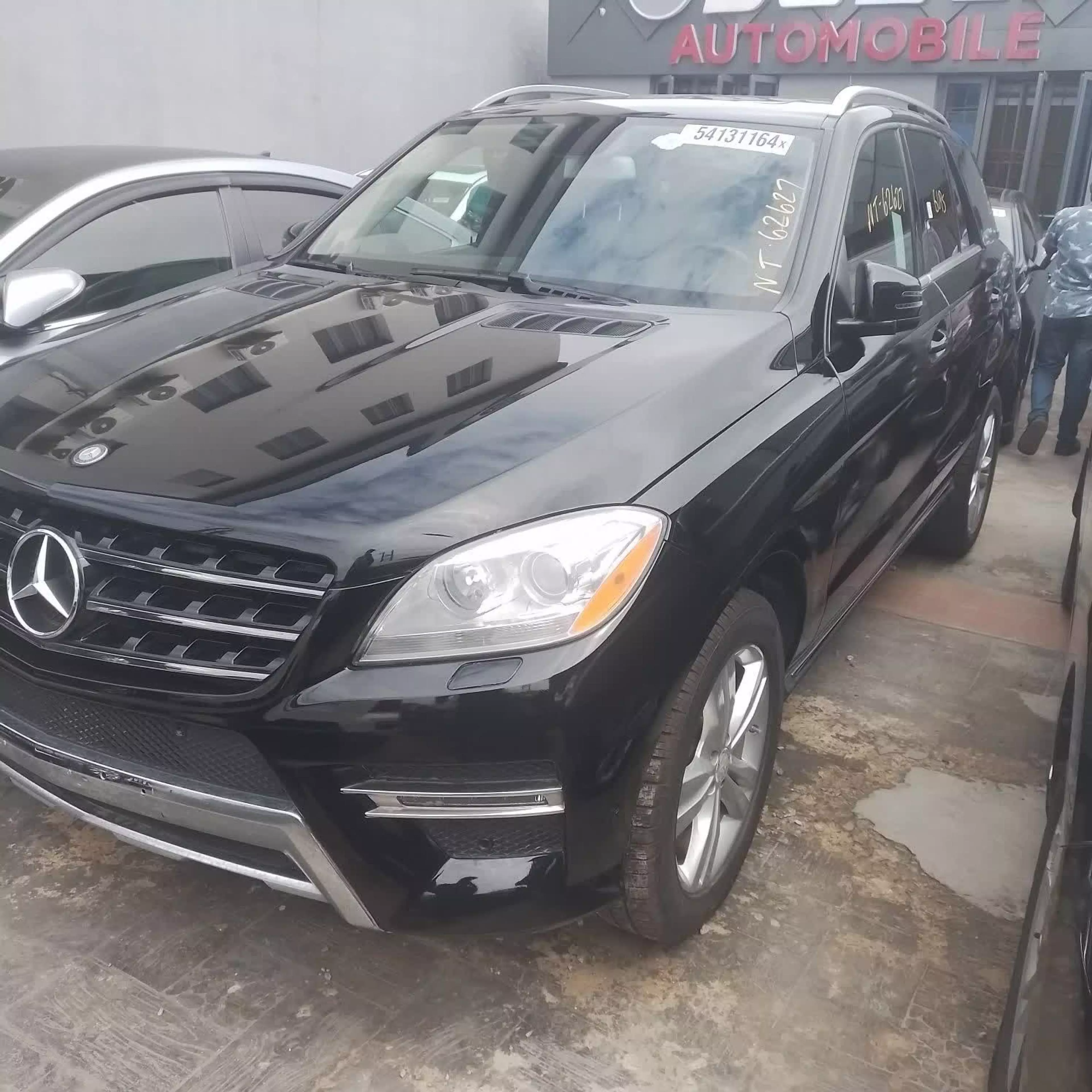 Mercedes-Benz ML 350  - 2013