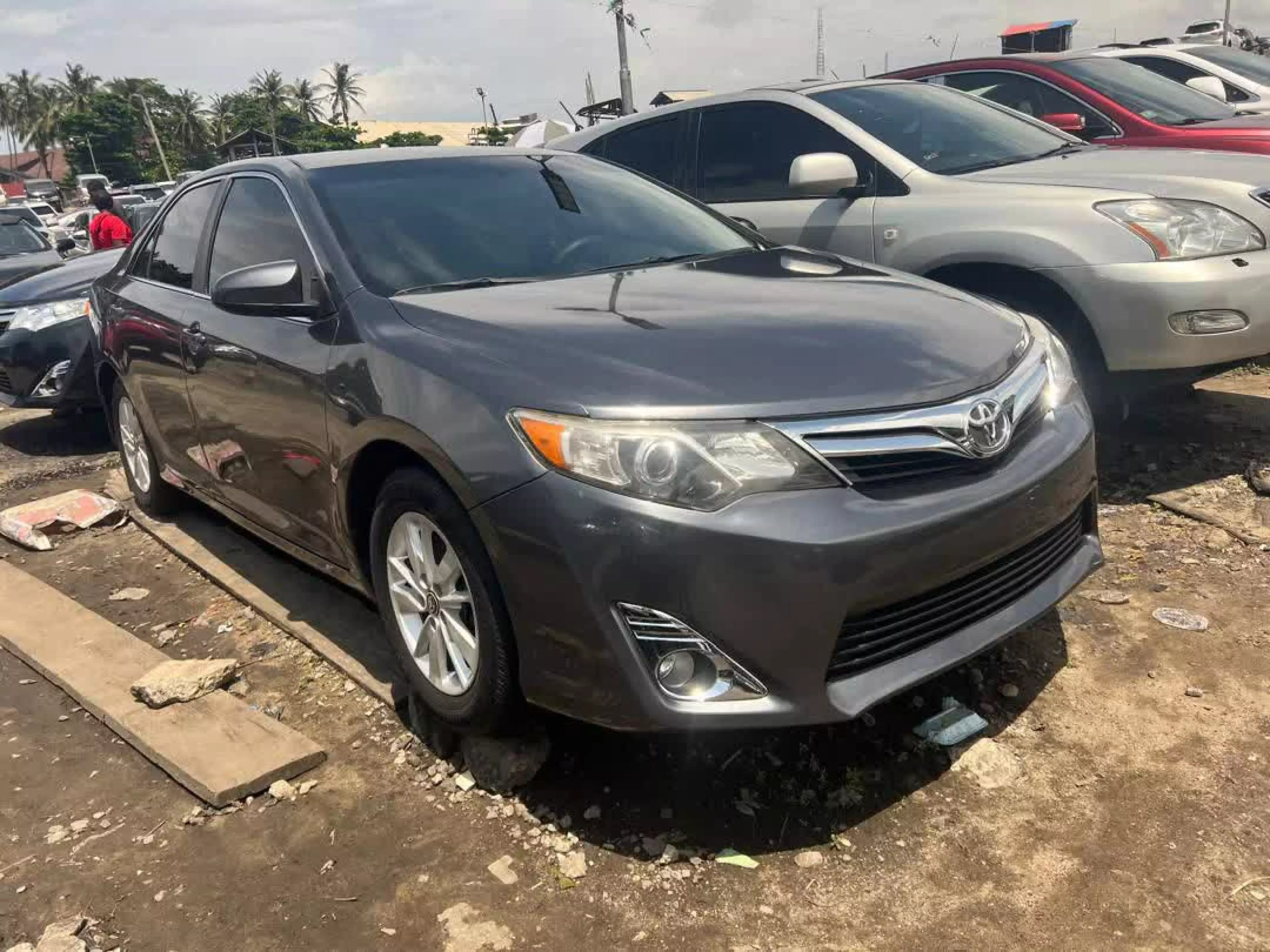 Toyota Camry - 2012