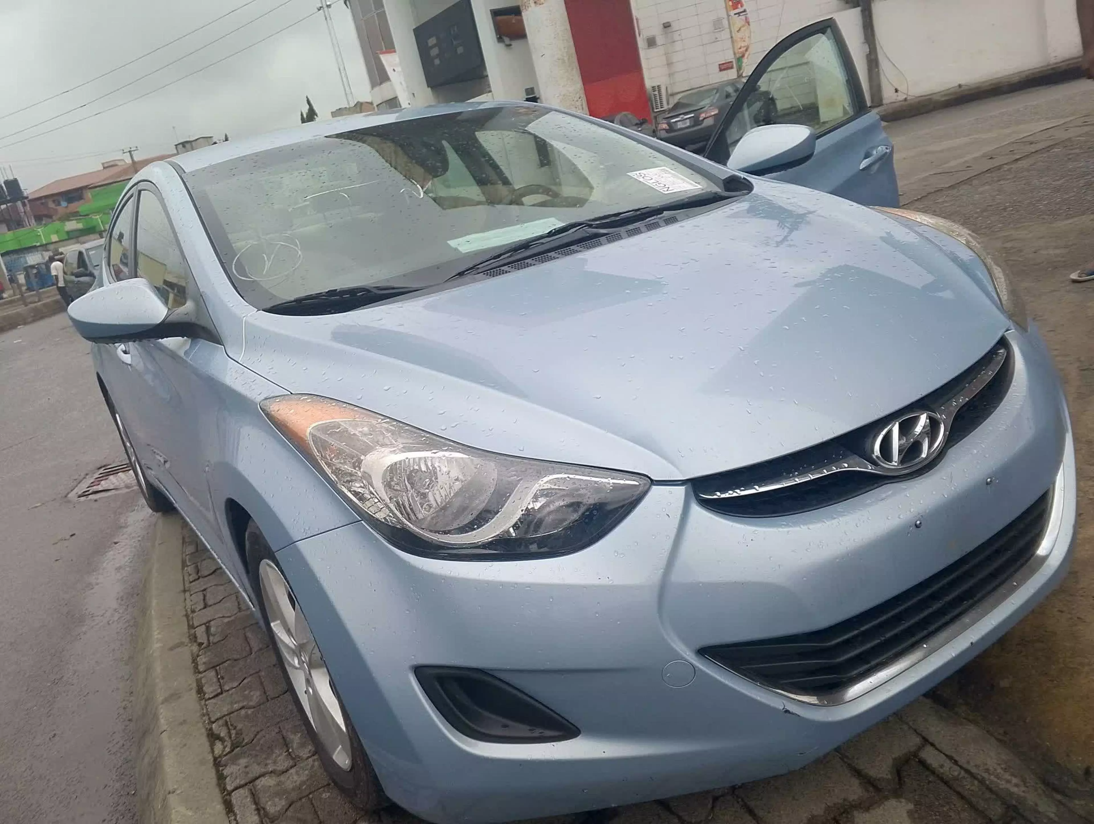 Hyundai Accent - 2011