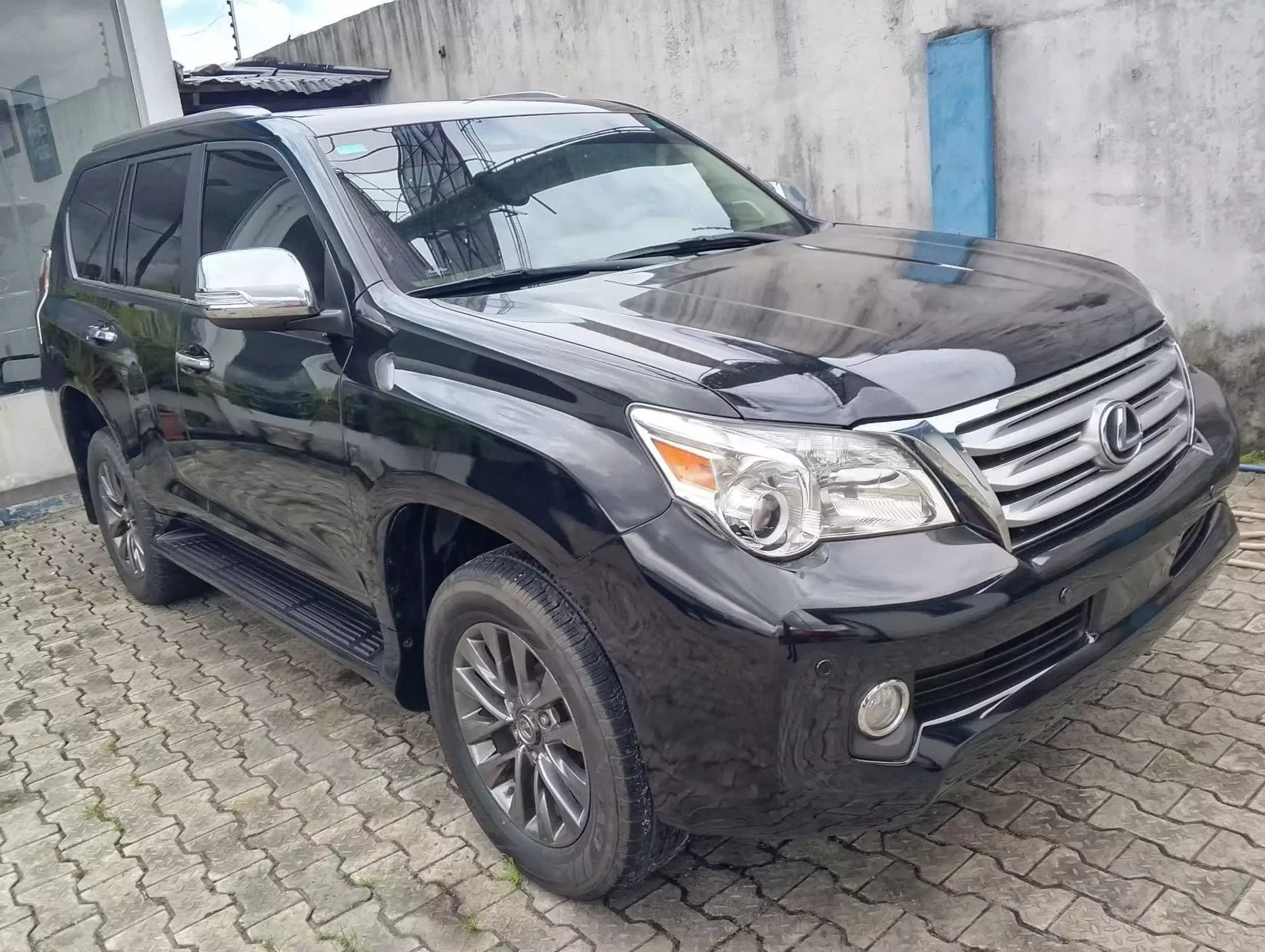 Lexus GX 460  - 2010