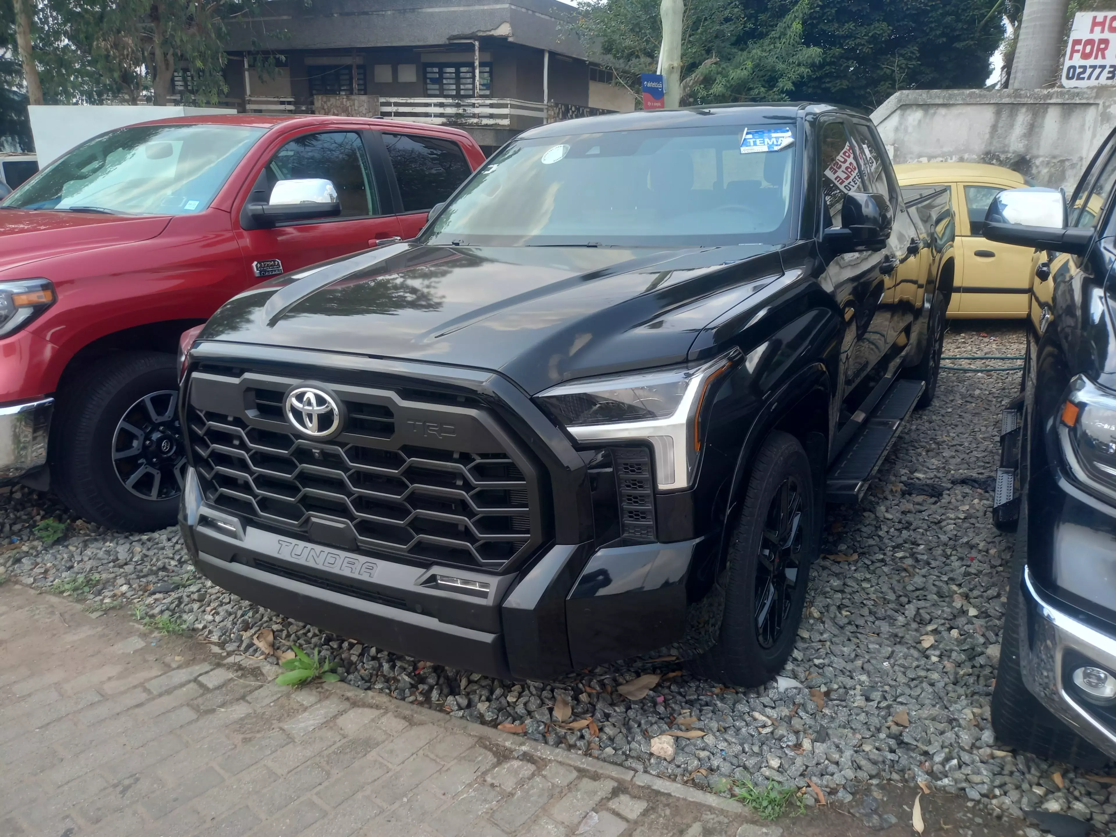 Toyota Tundra  - 2023