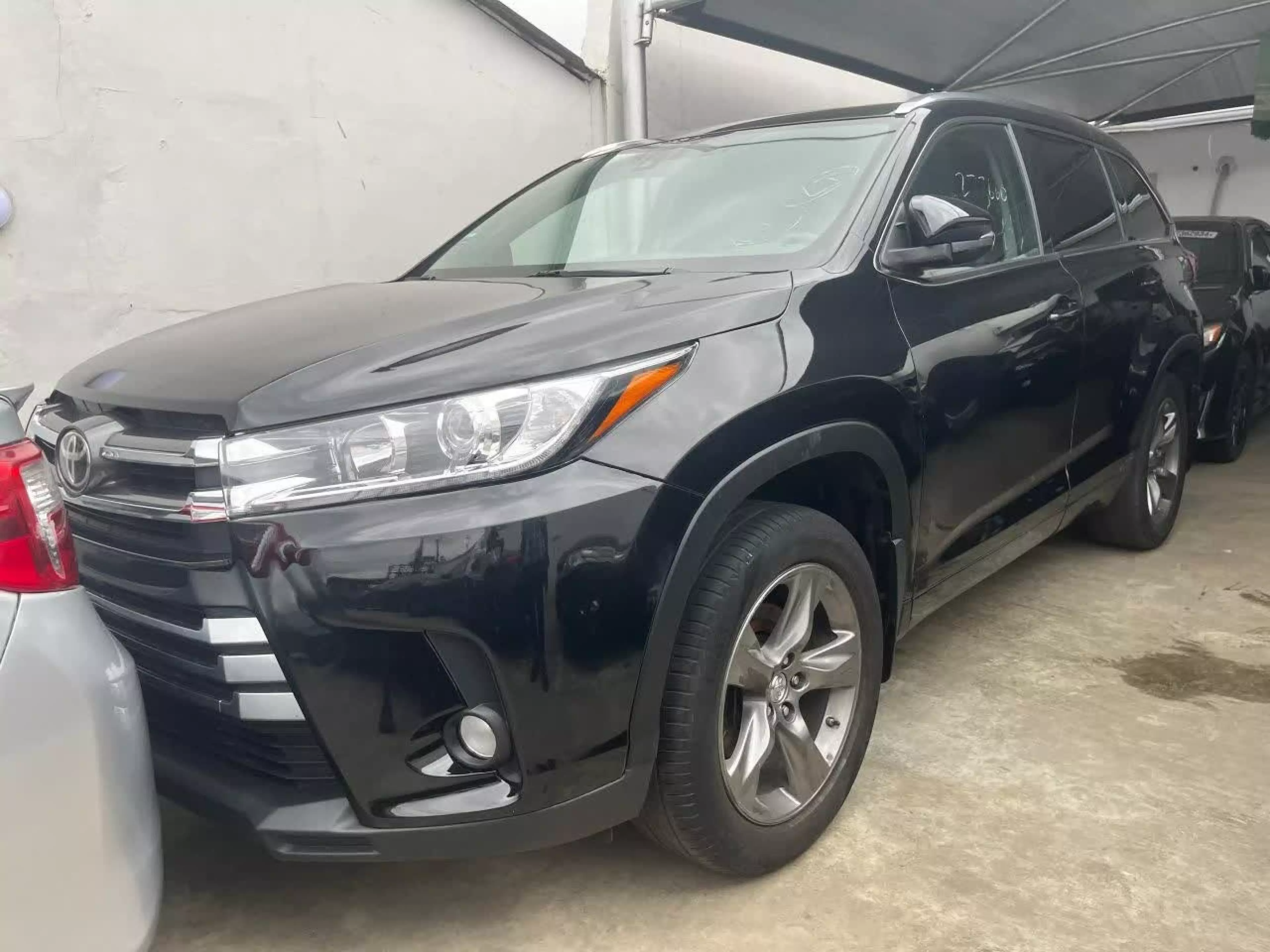 Toyota Highlander - 2016