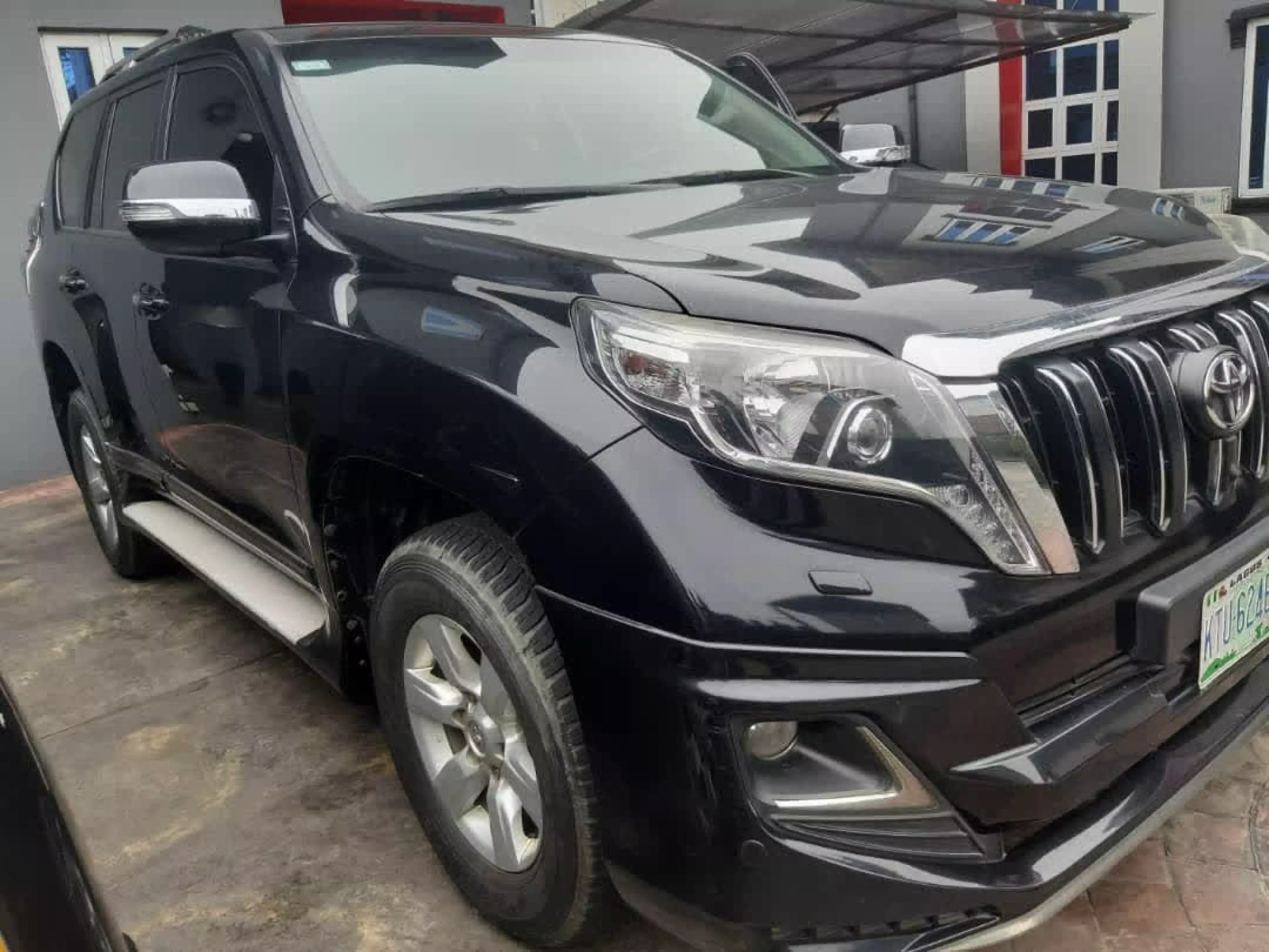 Toyota Prado - 2016