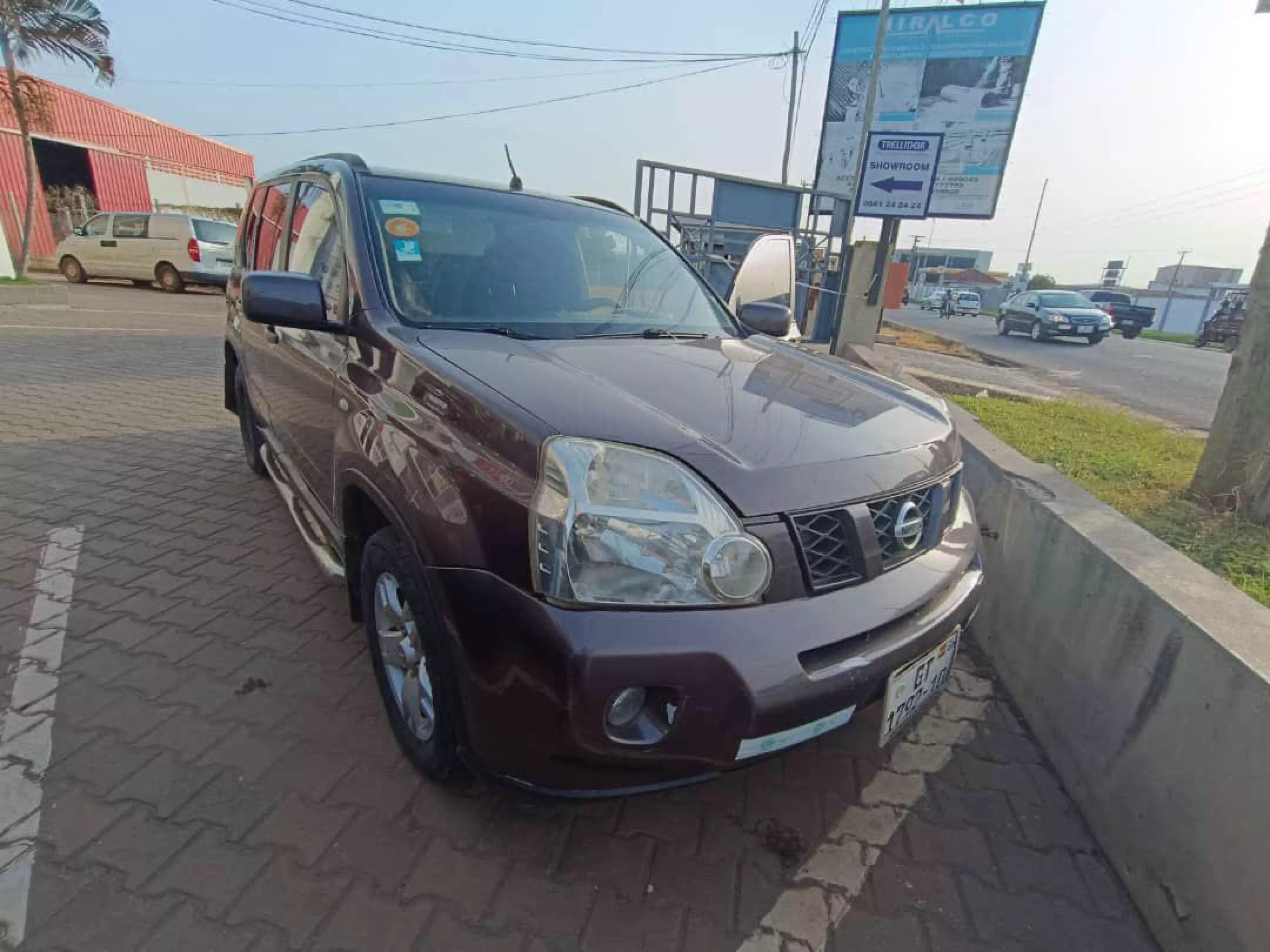 Nissan X-Trail - 2010