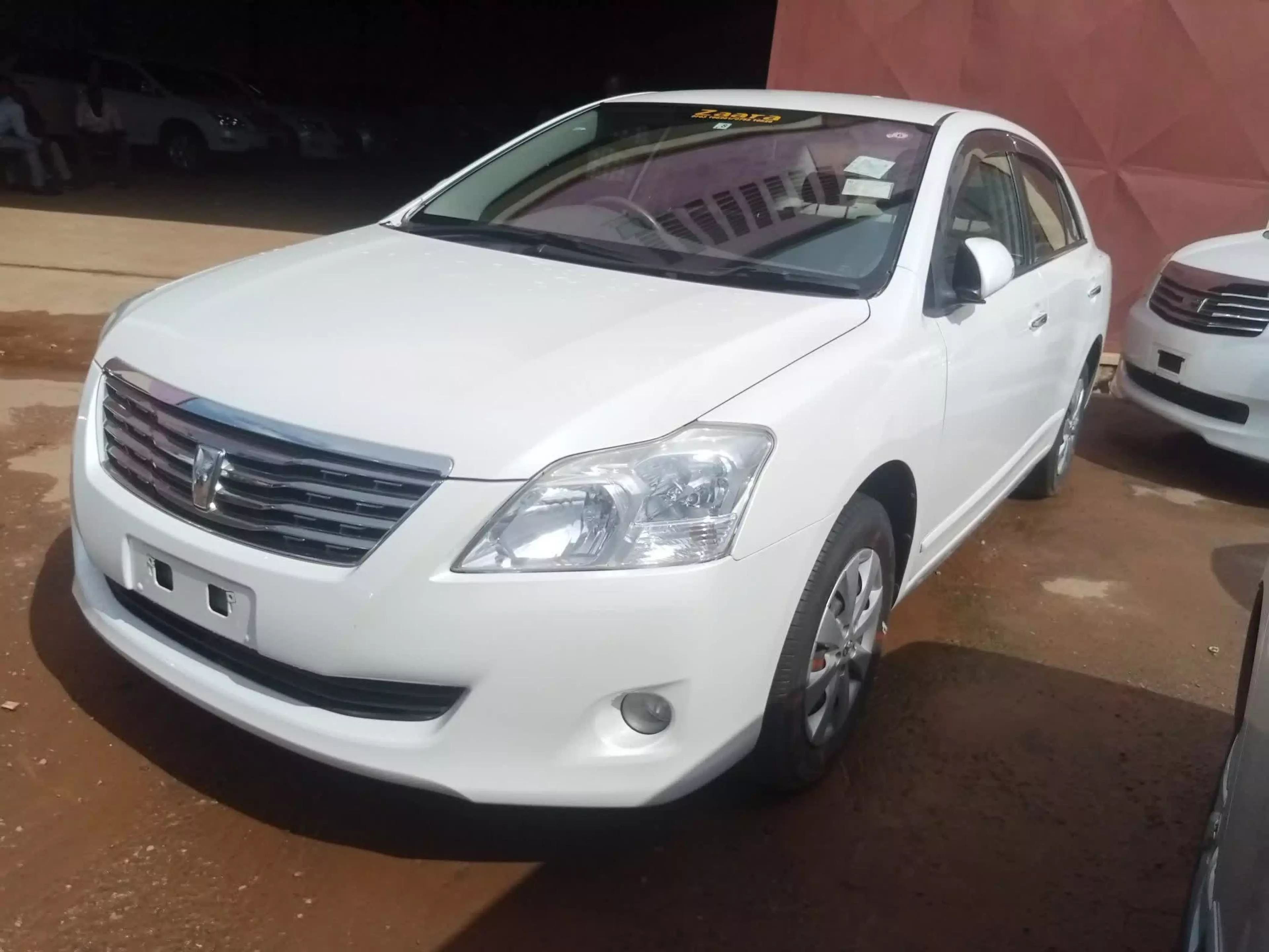 Toyota Premio  - 2010