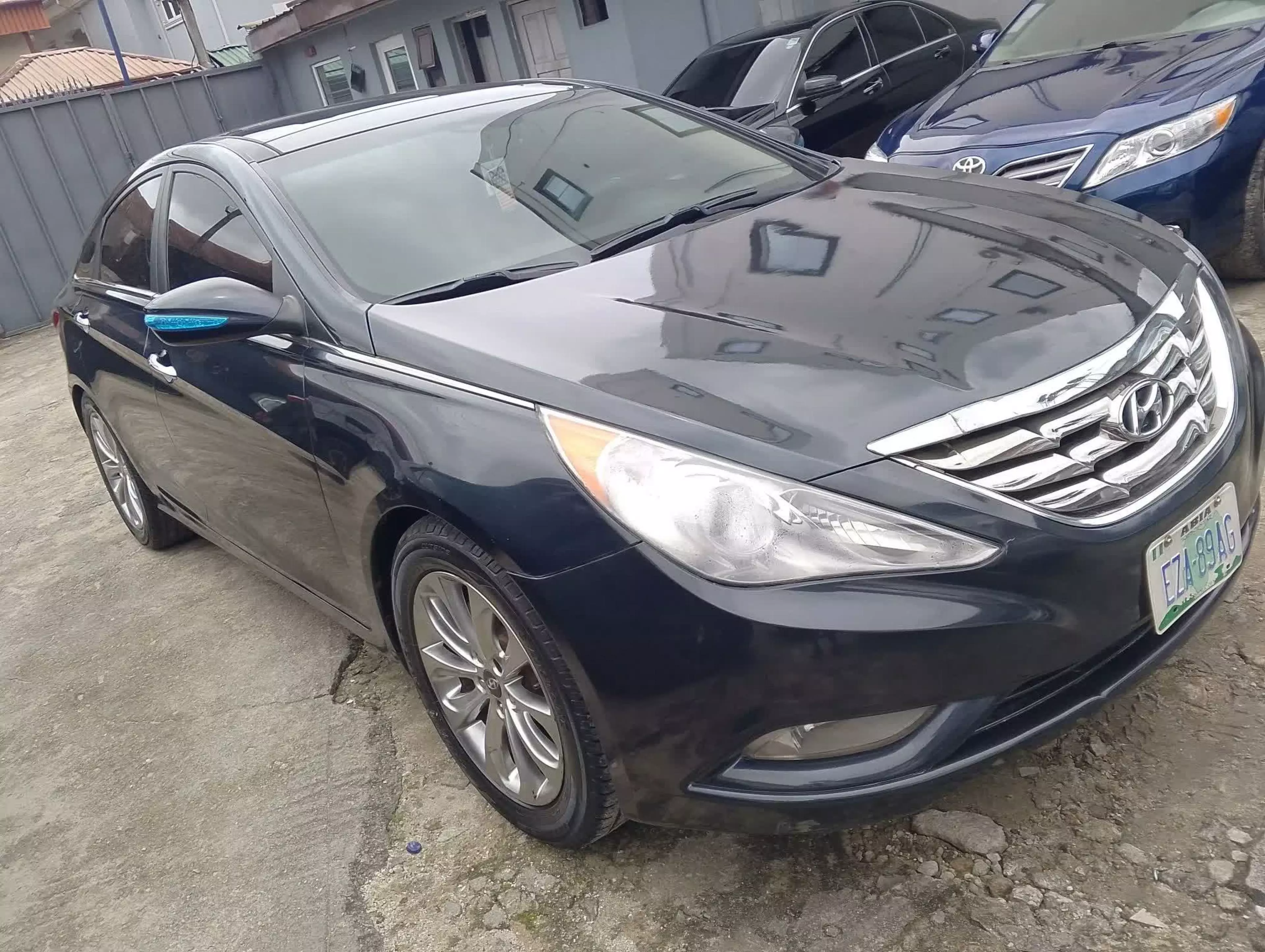 Hyundai Sonata  - 2012