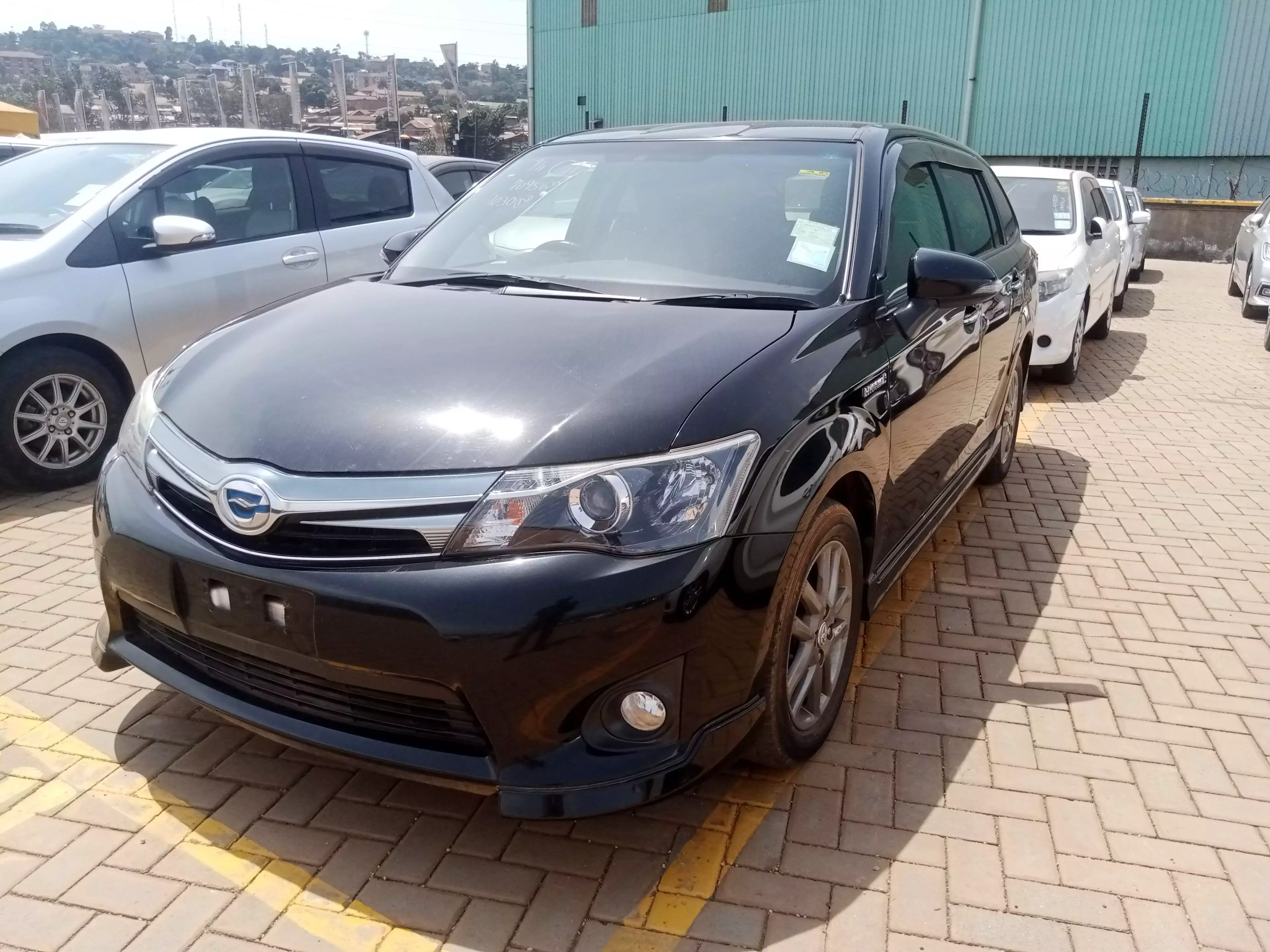 Toyota Fielder hybrid   - 2015