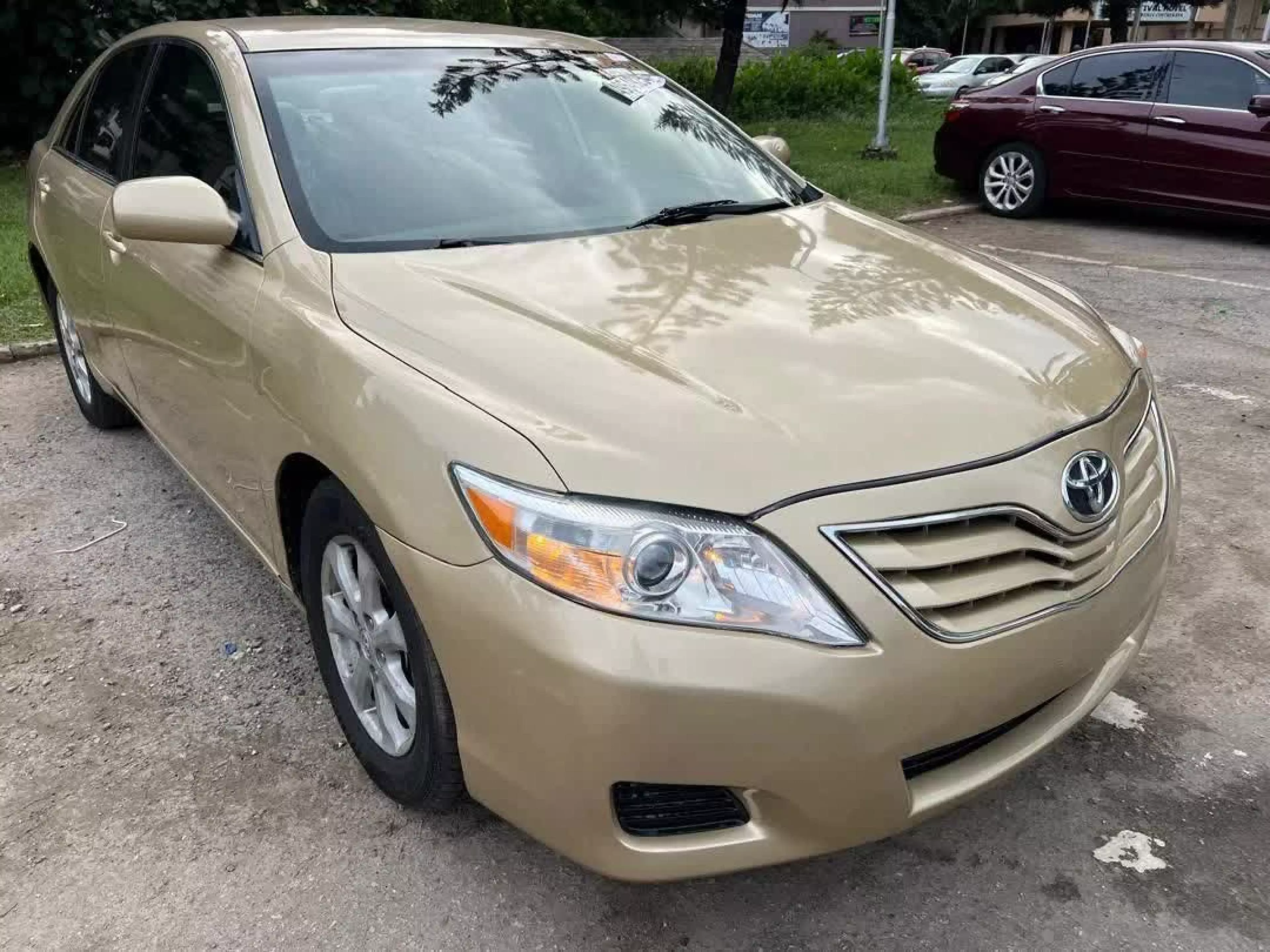 Toyota Camry - 2011