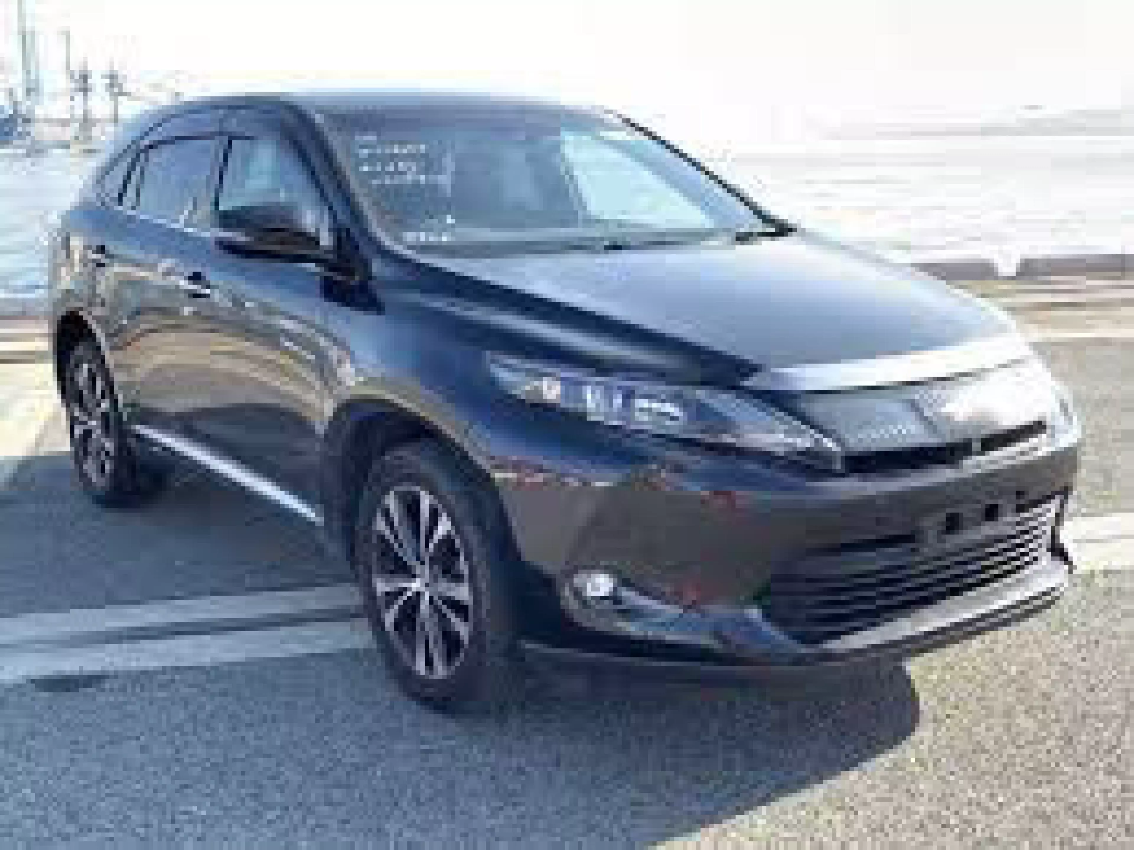 Toyota Harrier  - 2016