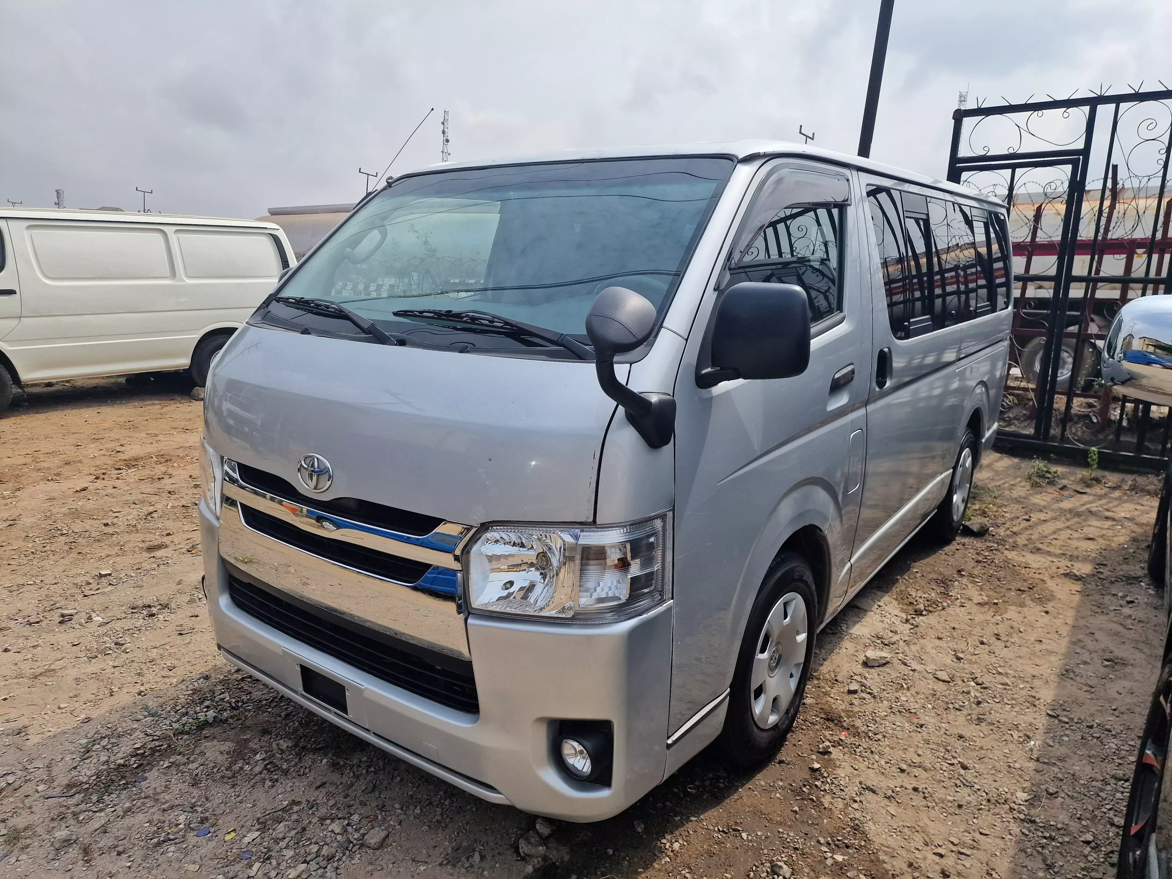 Toyota Hiace  - 2007