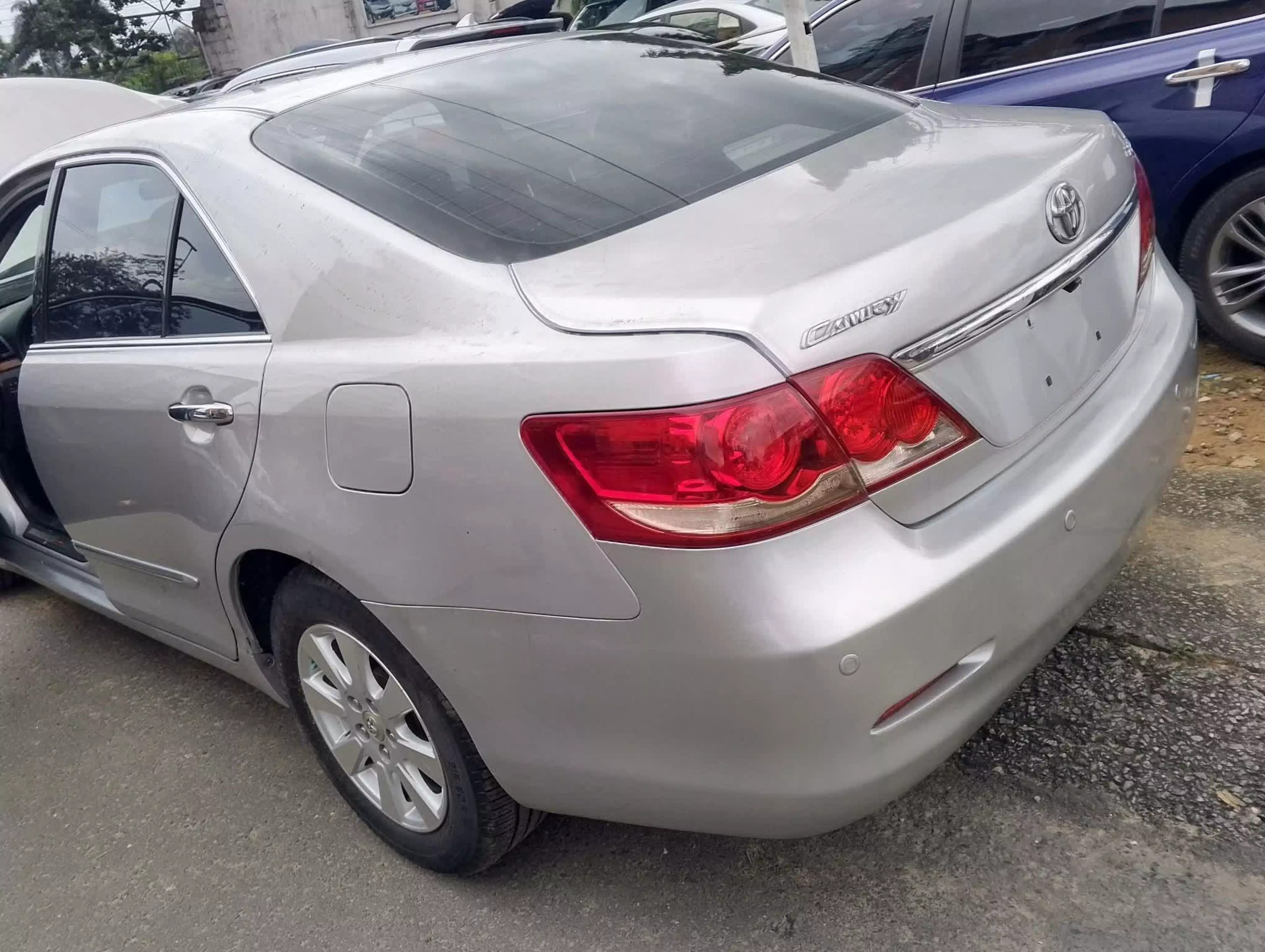 Toyota Camry - 2008