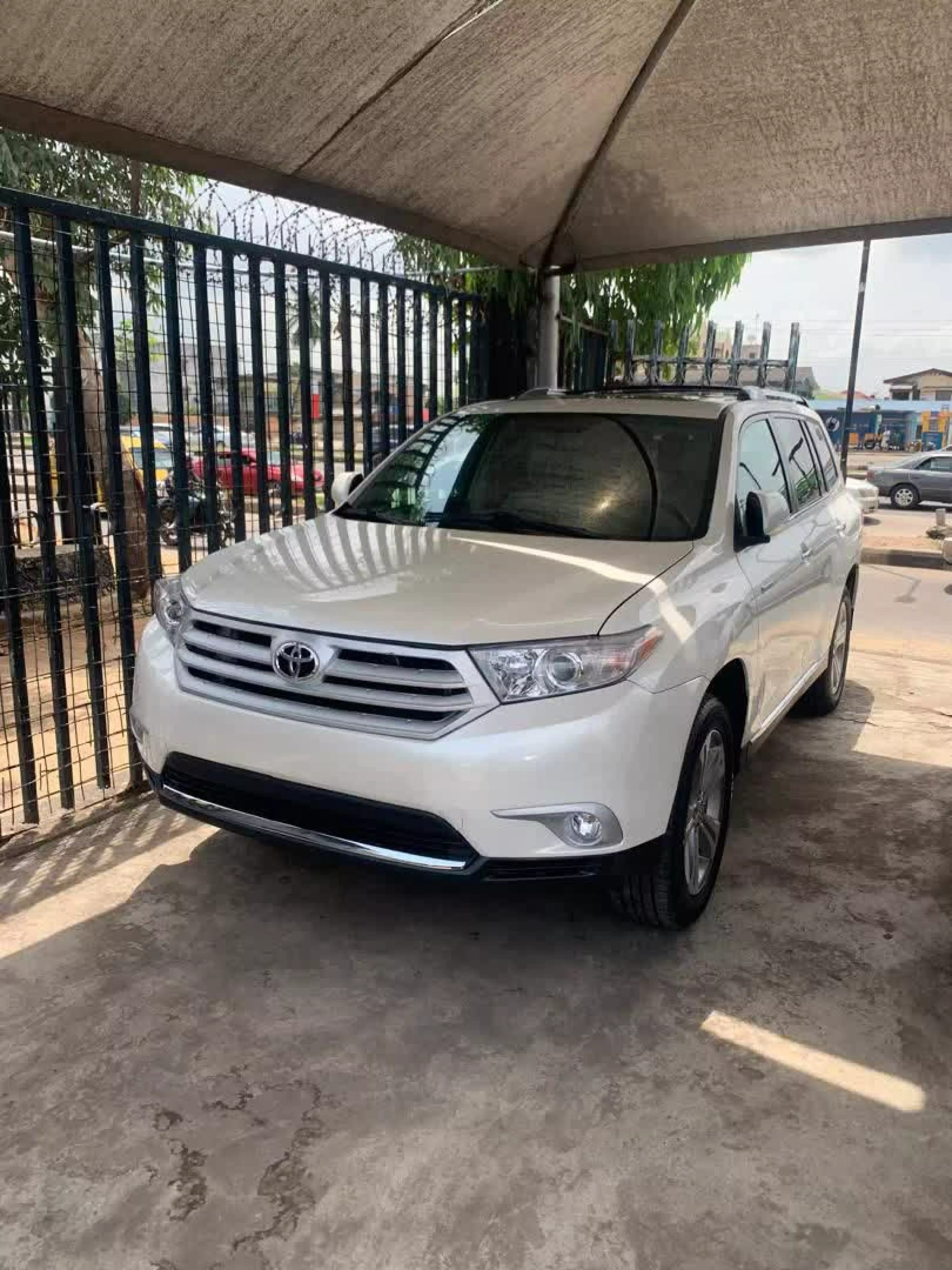 Toyota Highlander - 2012