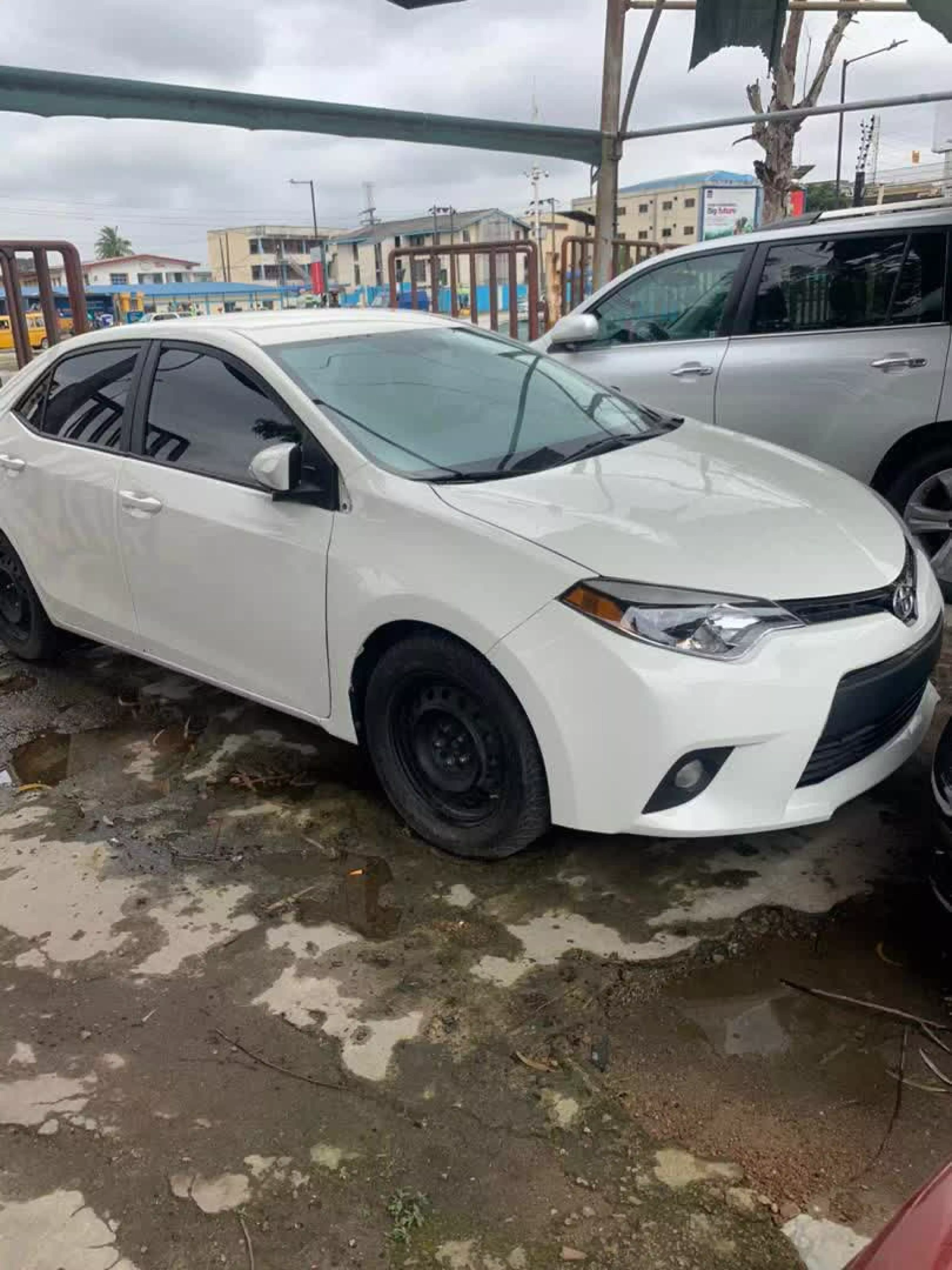 Toyota Corolla - 2014