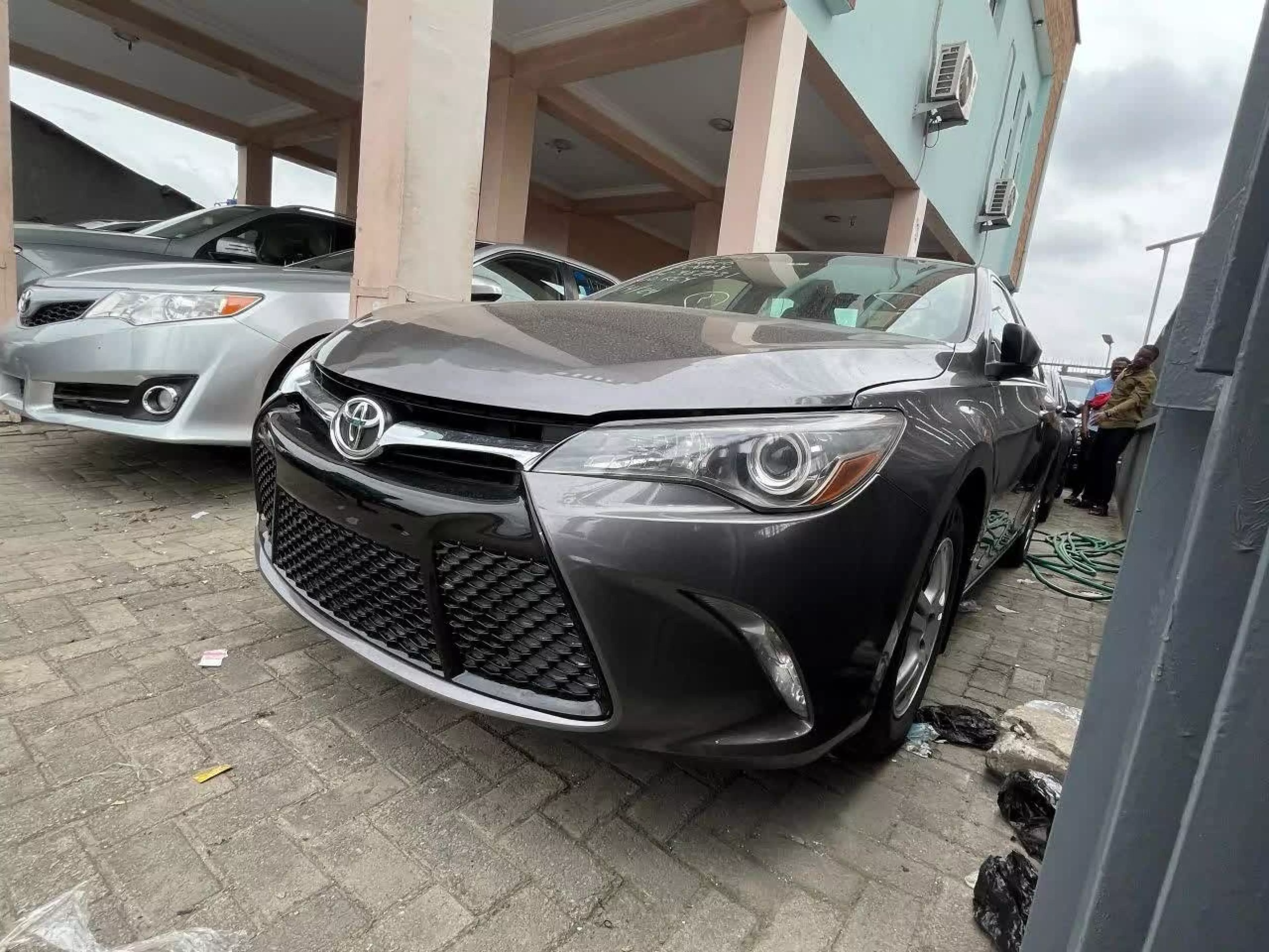 Toyota Camry  - 2015