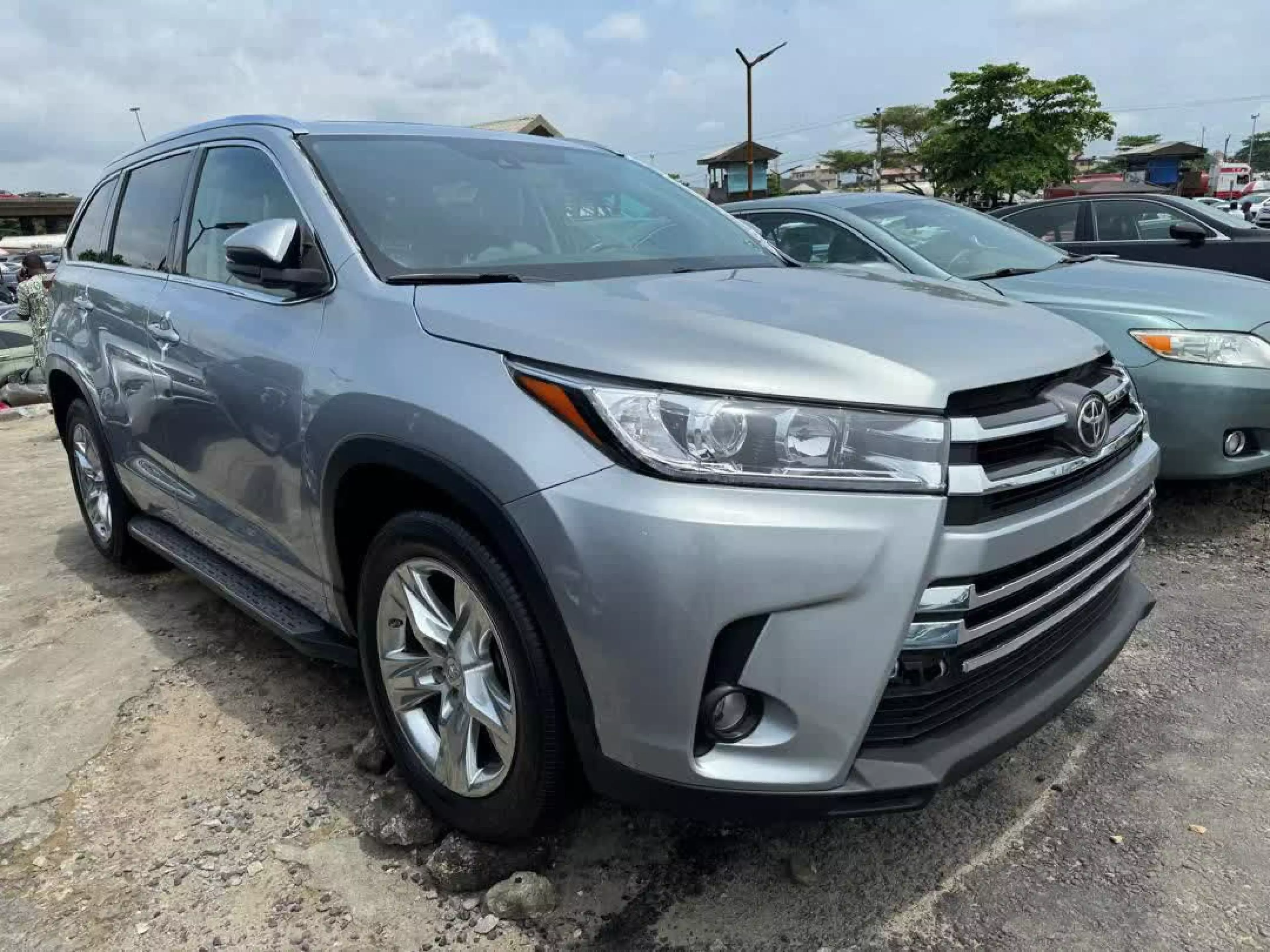 Toyota Highlander - 2014