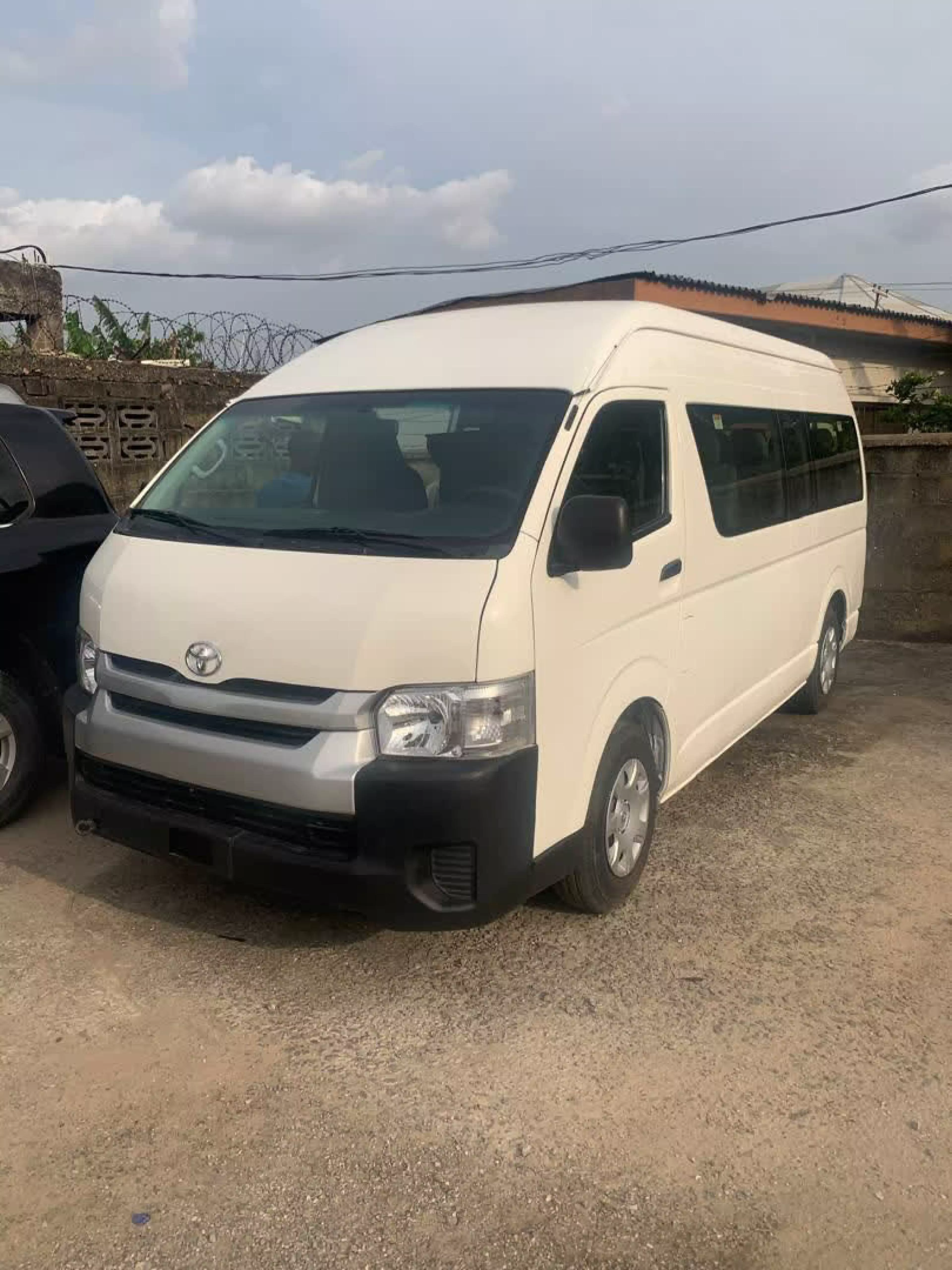 Toyota Hiace (High Roof) - 2018