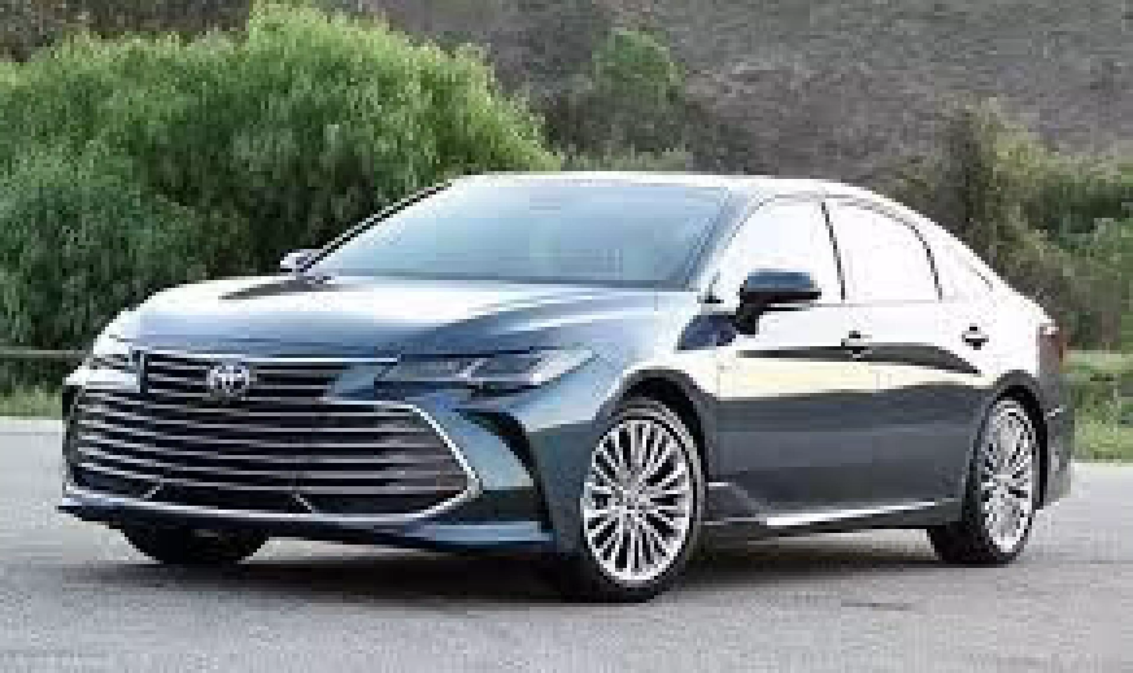 Toyota Avalon  - 2016