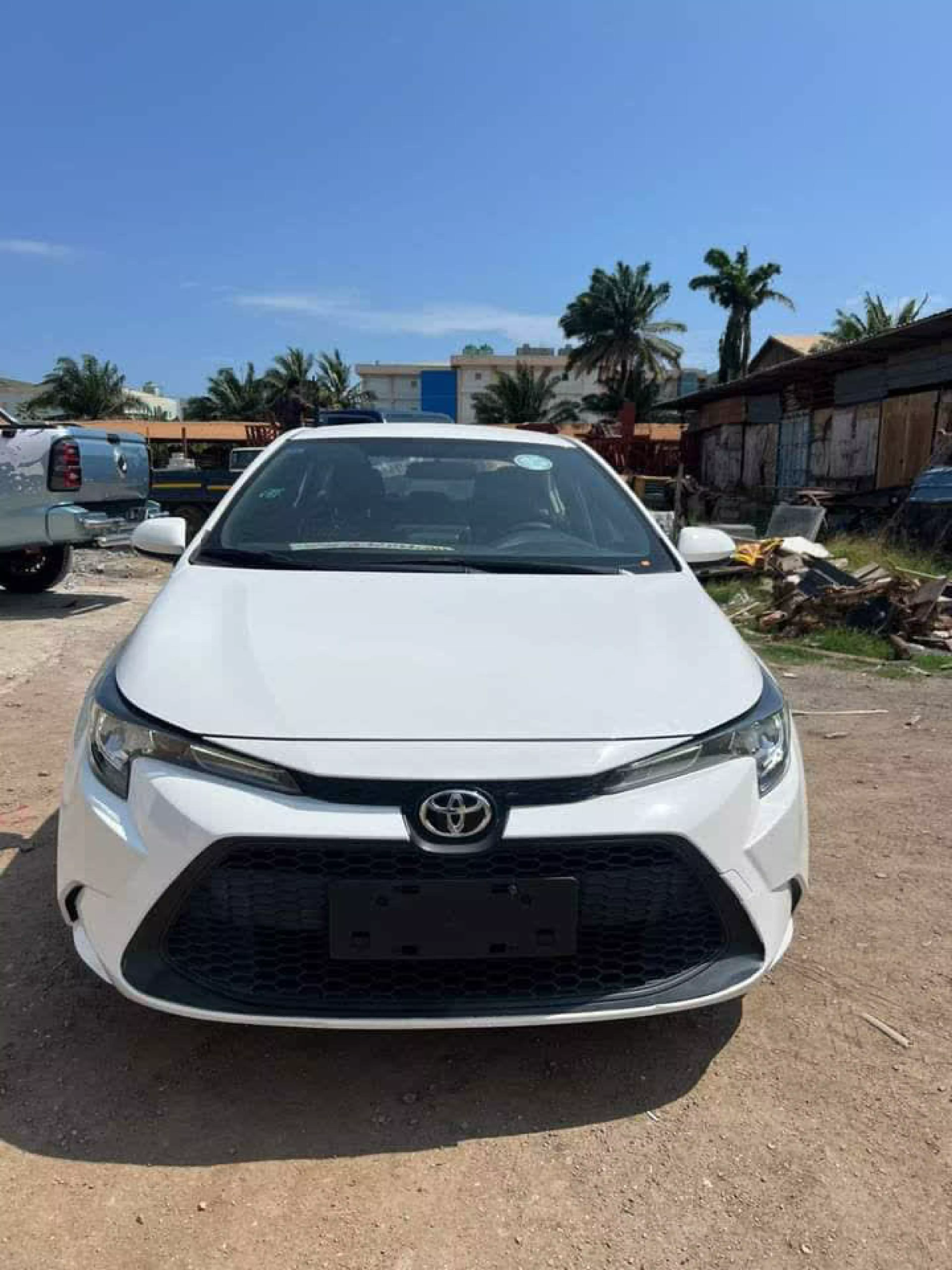 Toyota Corolla  - 2023