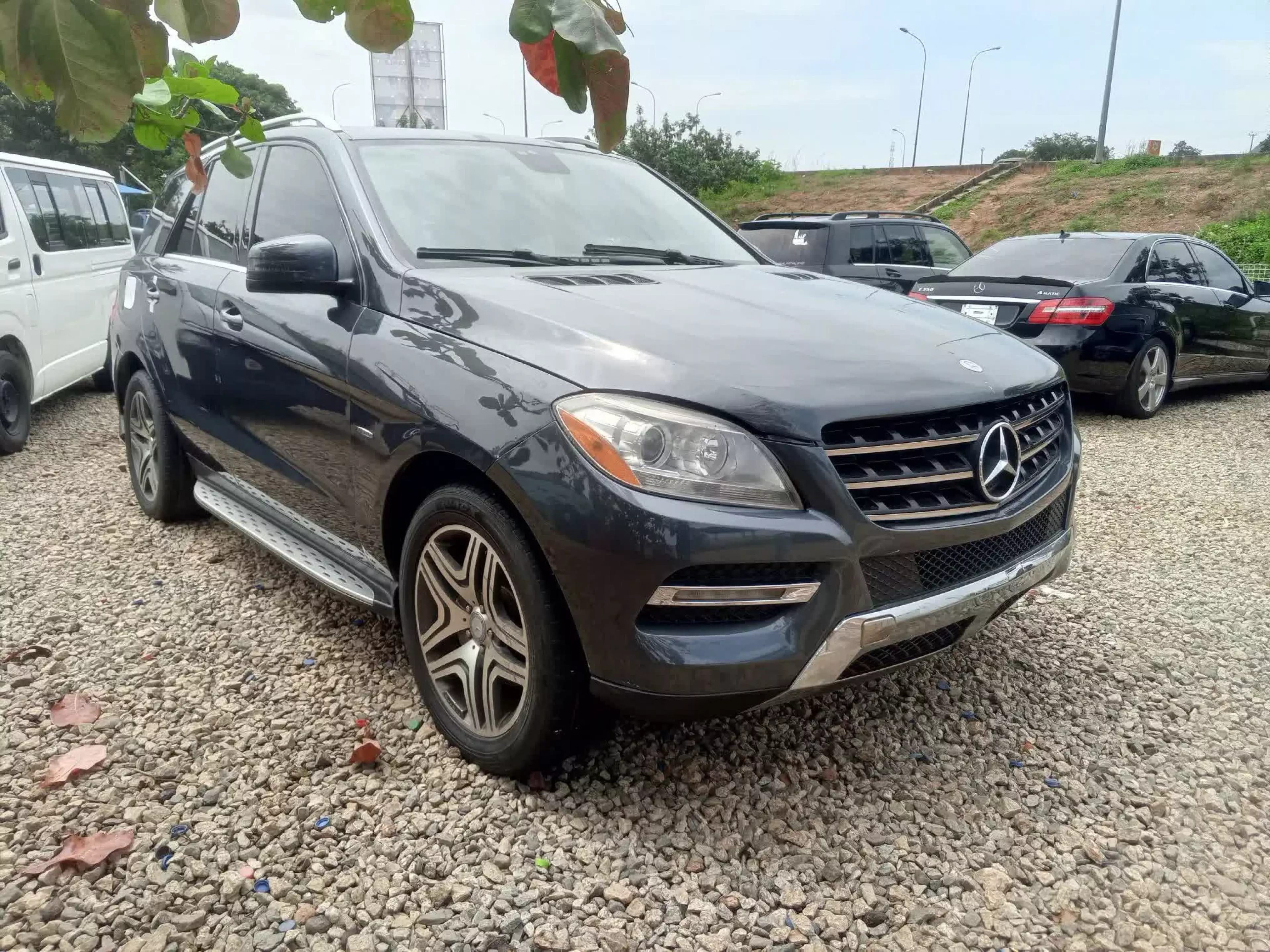 Mercedes-Benz ML 350  - 2012