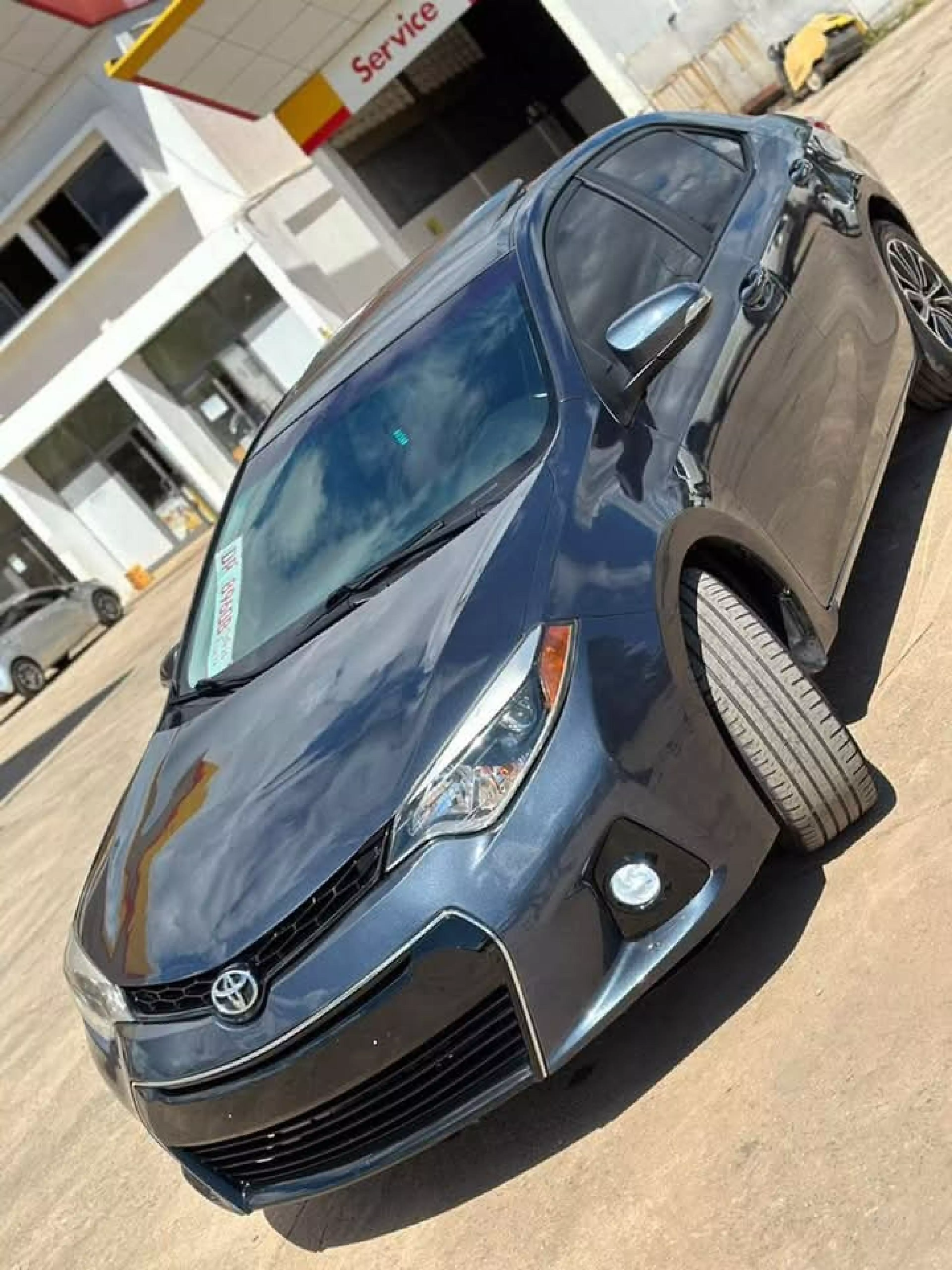 Toyota Corolla  - 2015