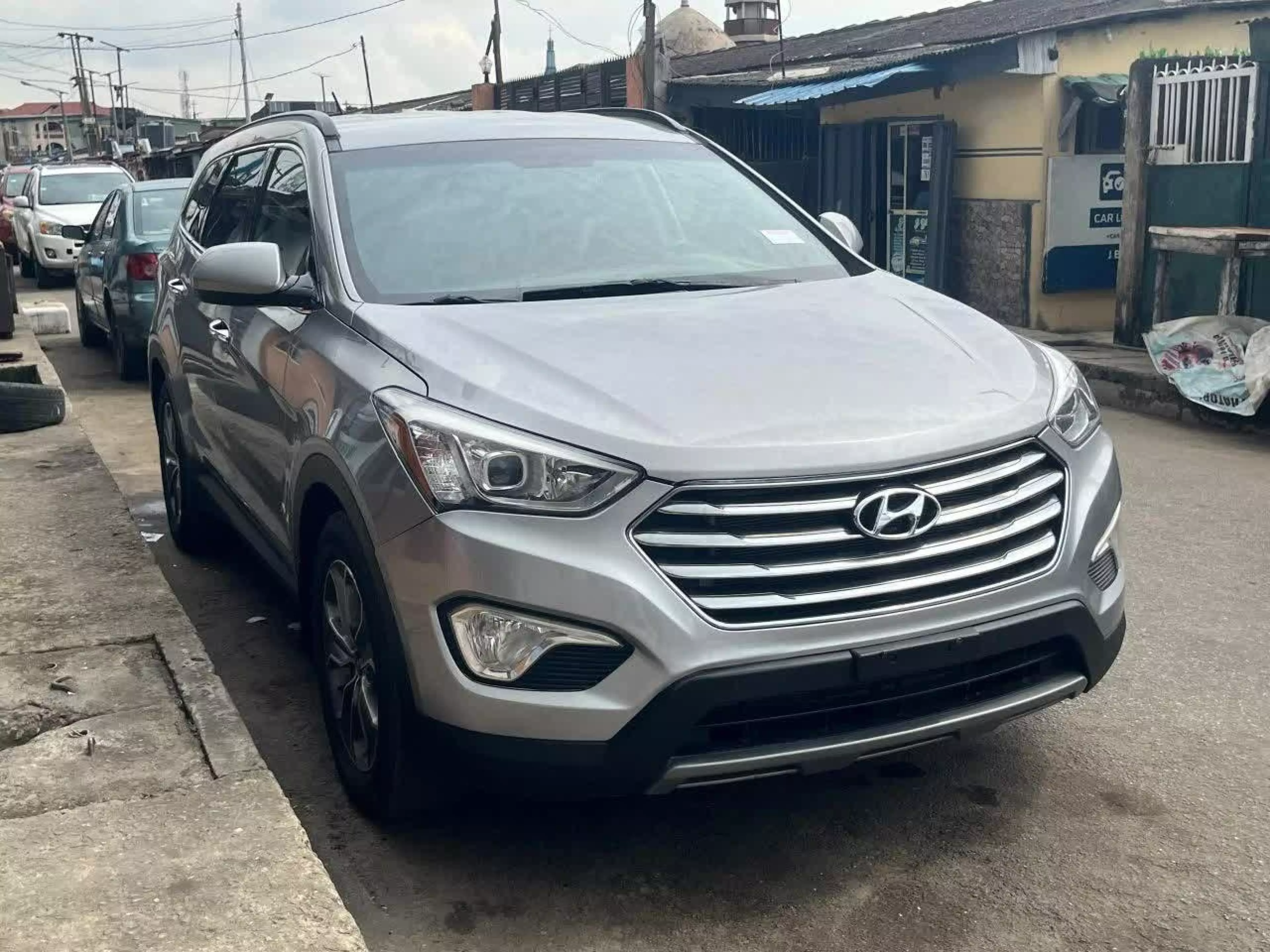 Hyundai Santa Fe  - 2104