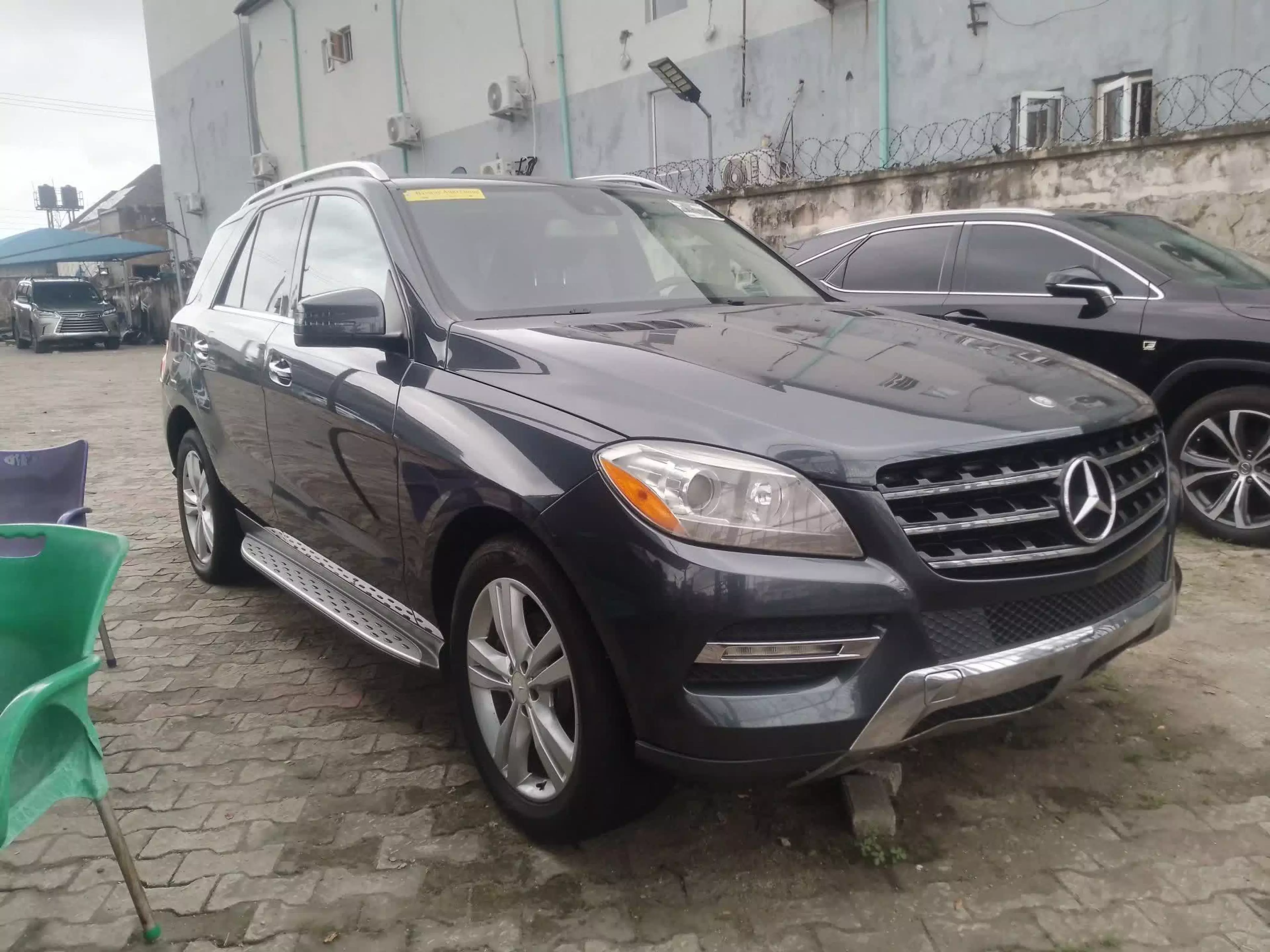 Mercedes-Benz ML 350  - 2012