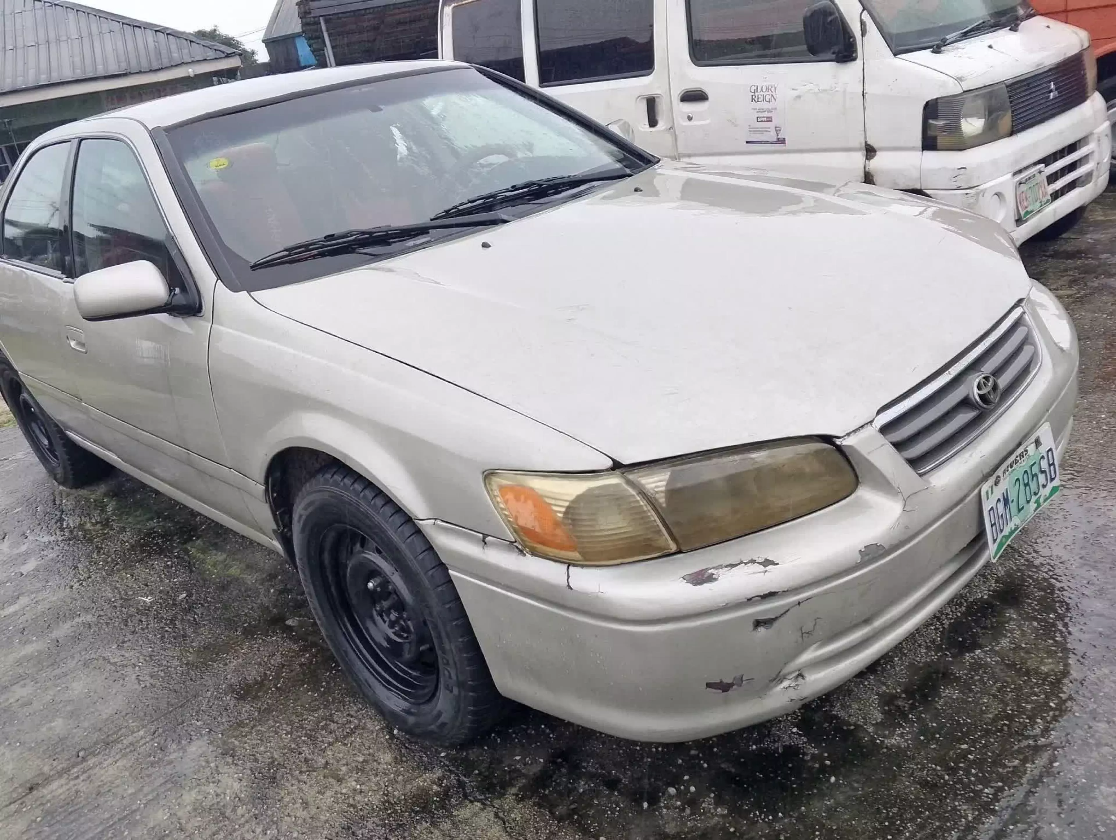 Toyota Camry  - 1998