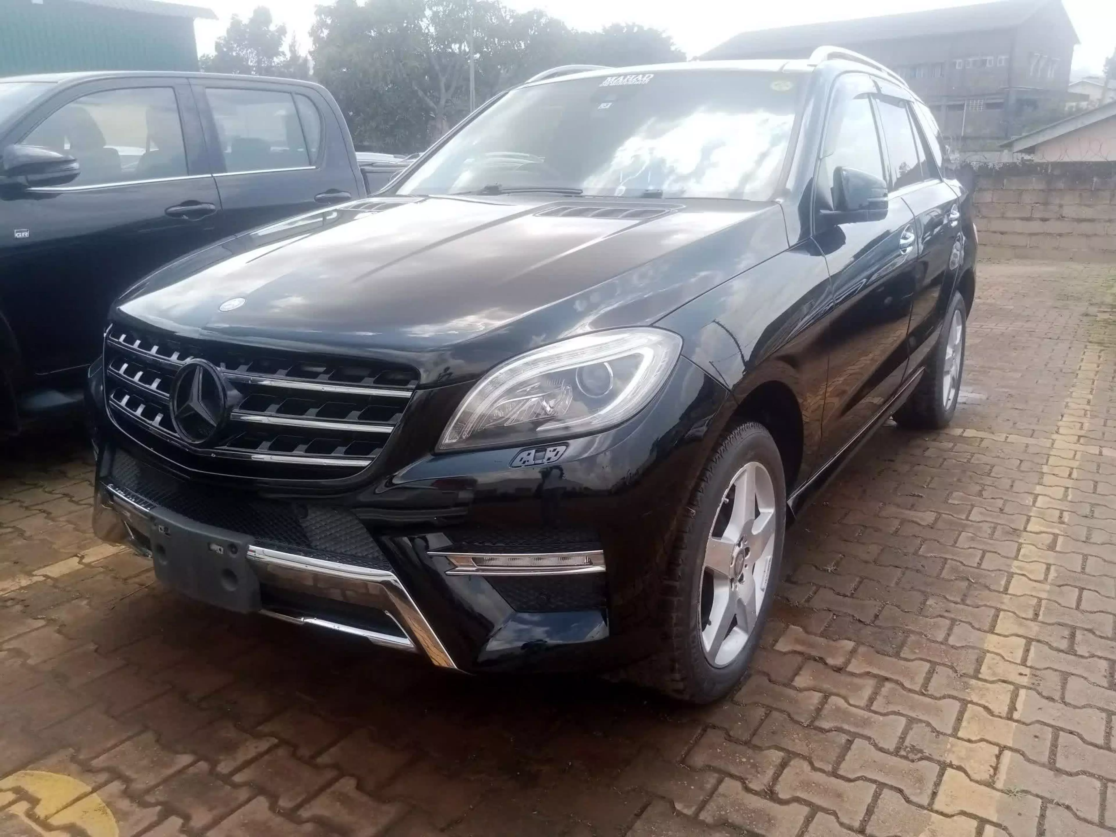 Mercedes-Benz ML 350  - 2014