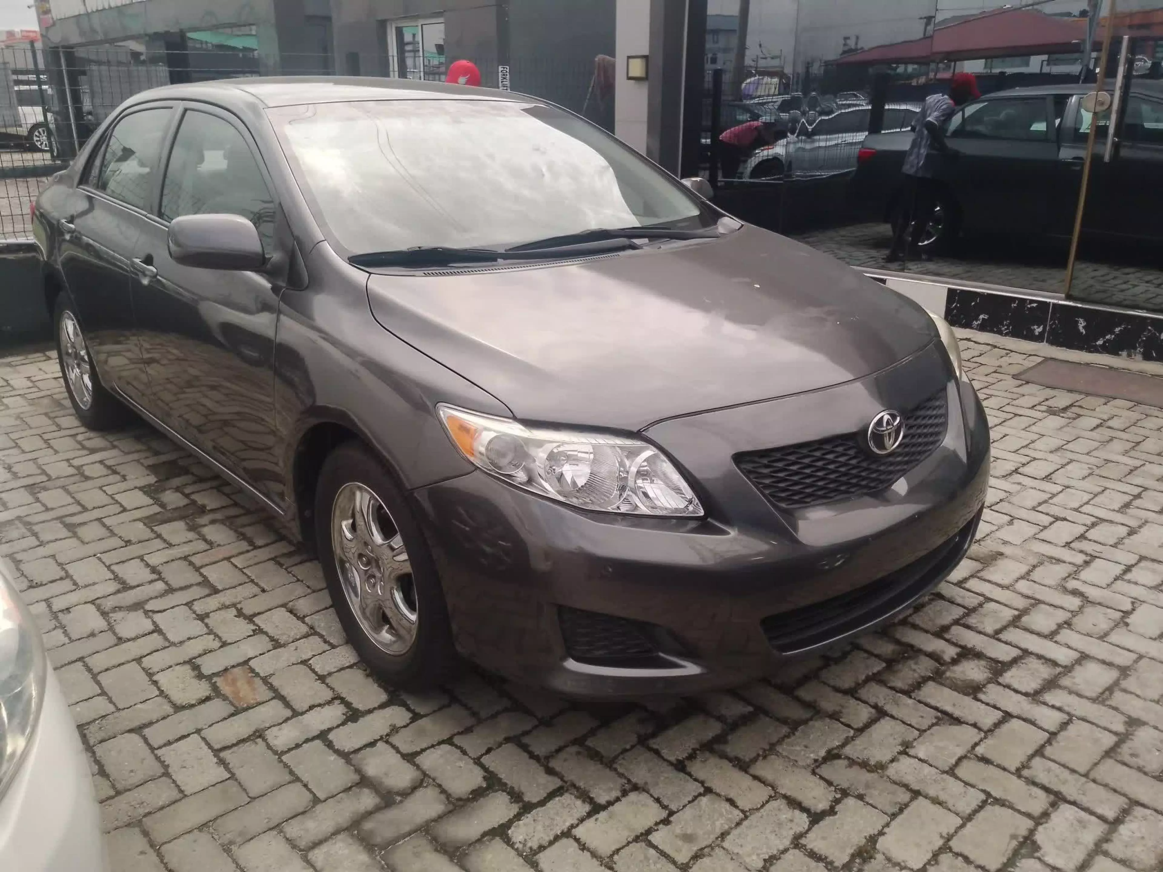 Toyota Corolla - 2010