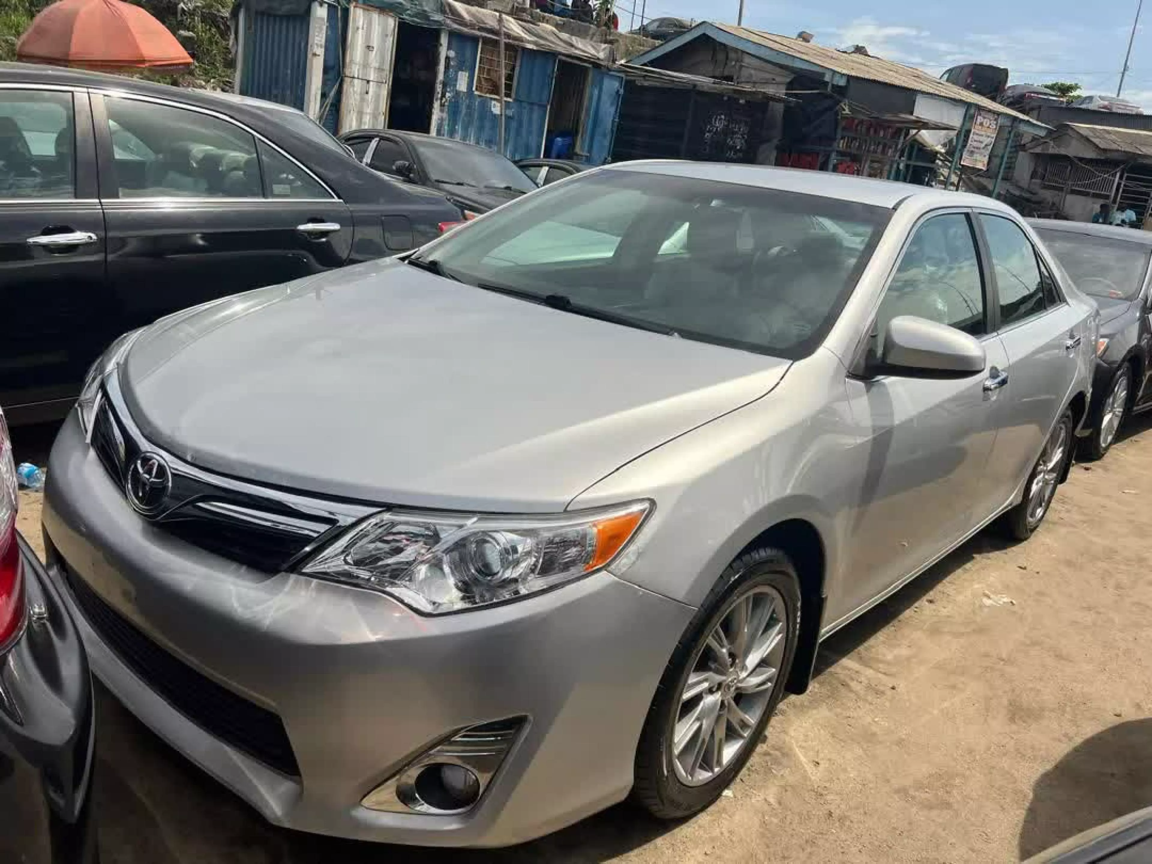 Toyota Camry - 2012