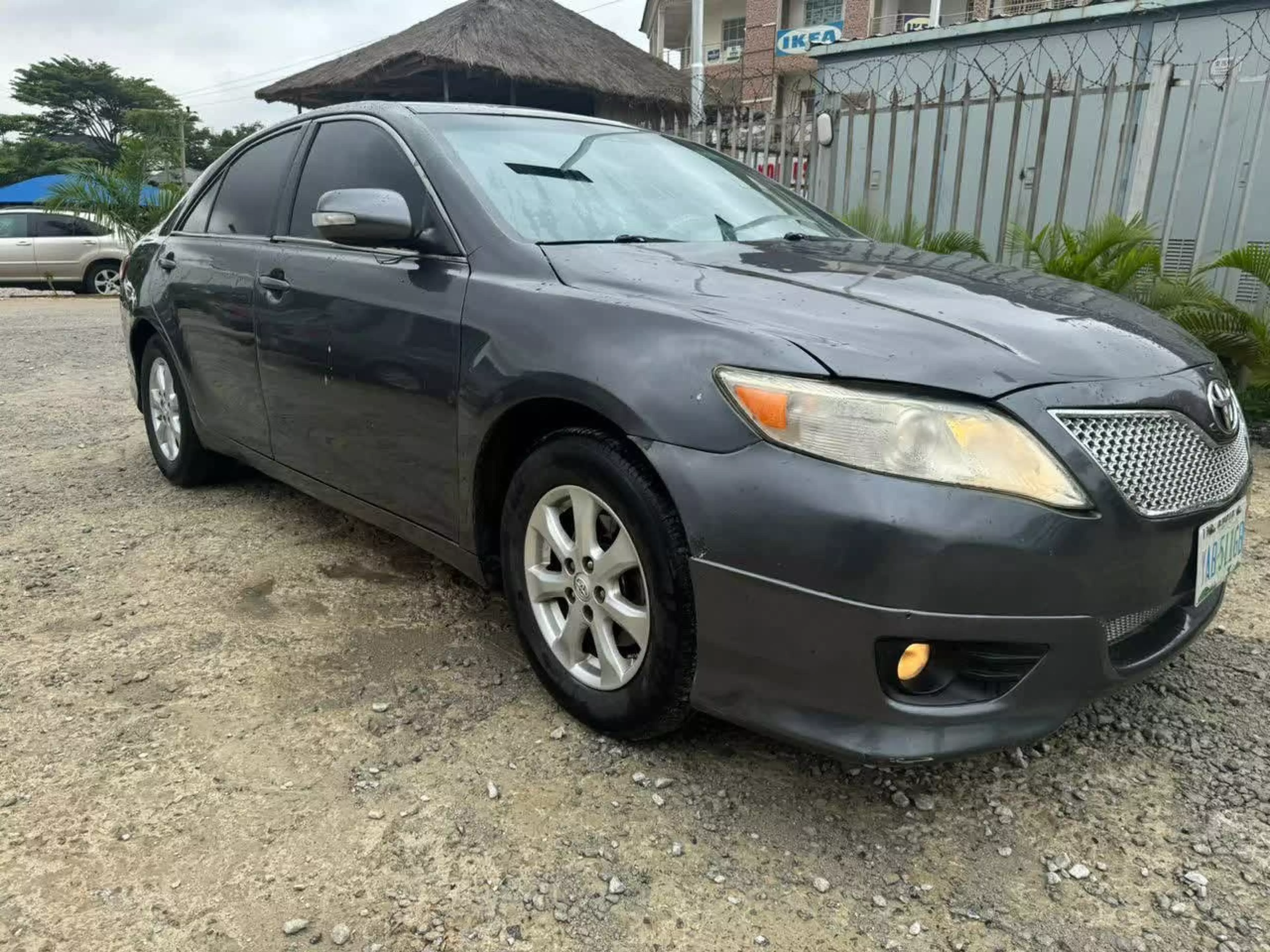 Toyota Camry - 2010