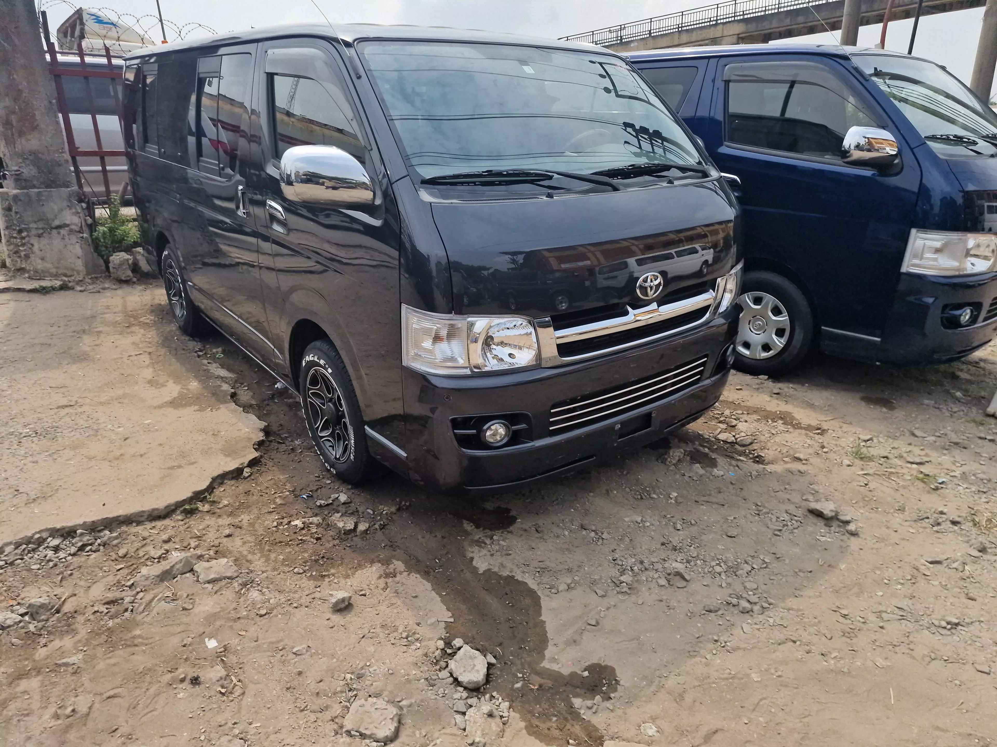 Toyota Hiace  - 2007