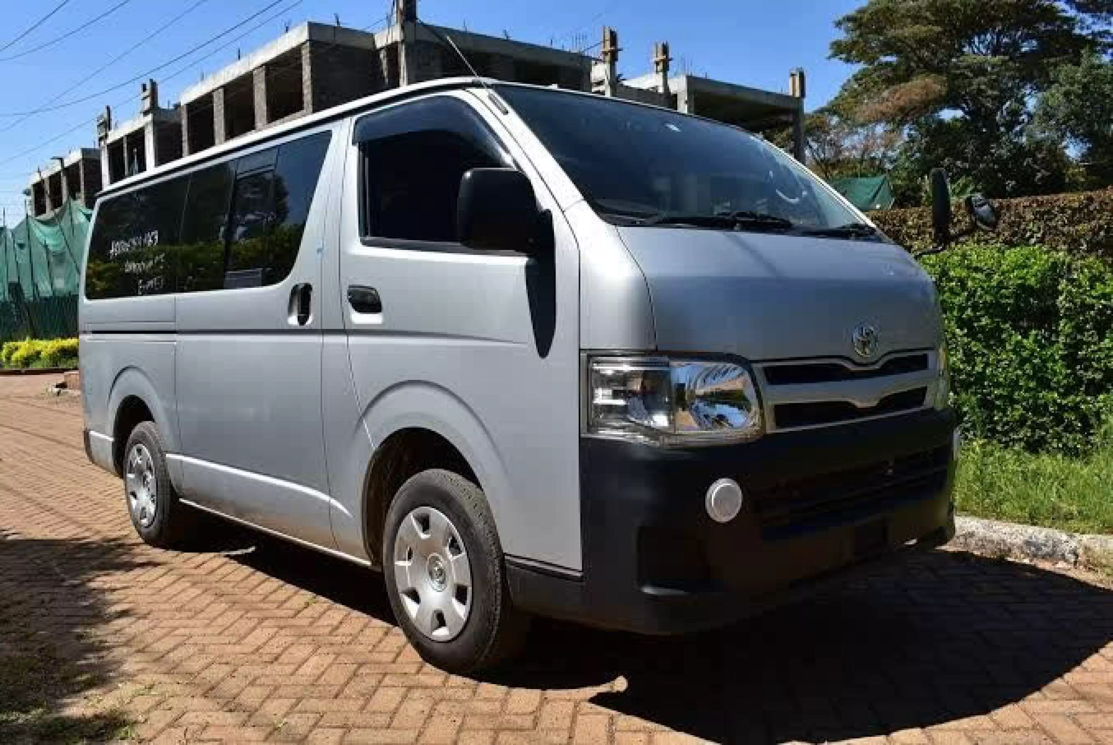 Toyota Hiace - 2013