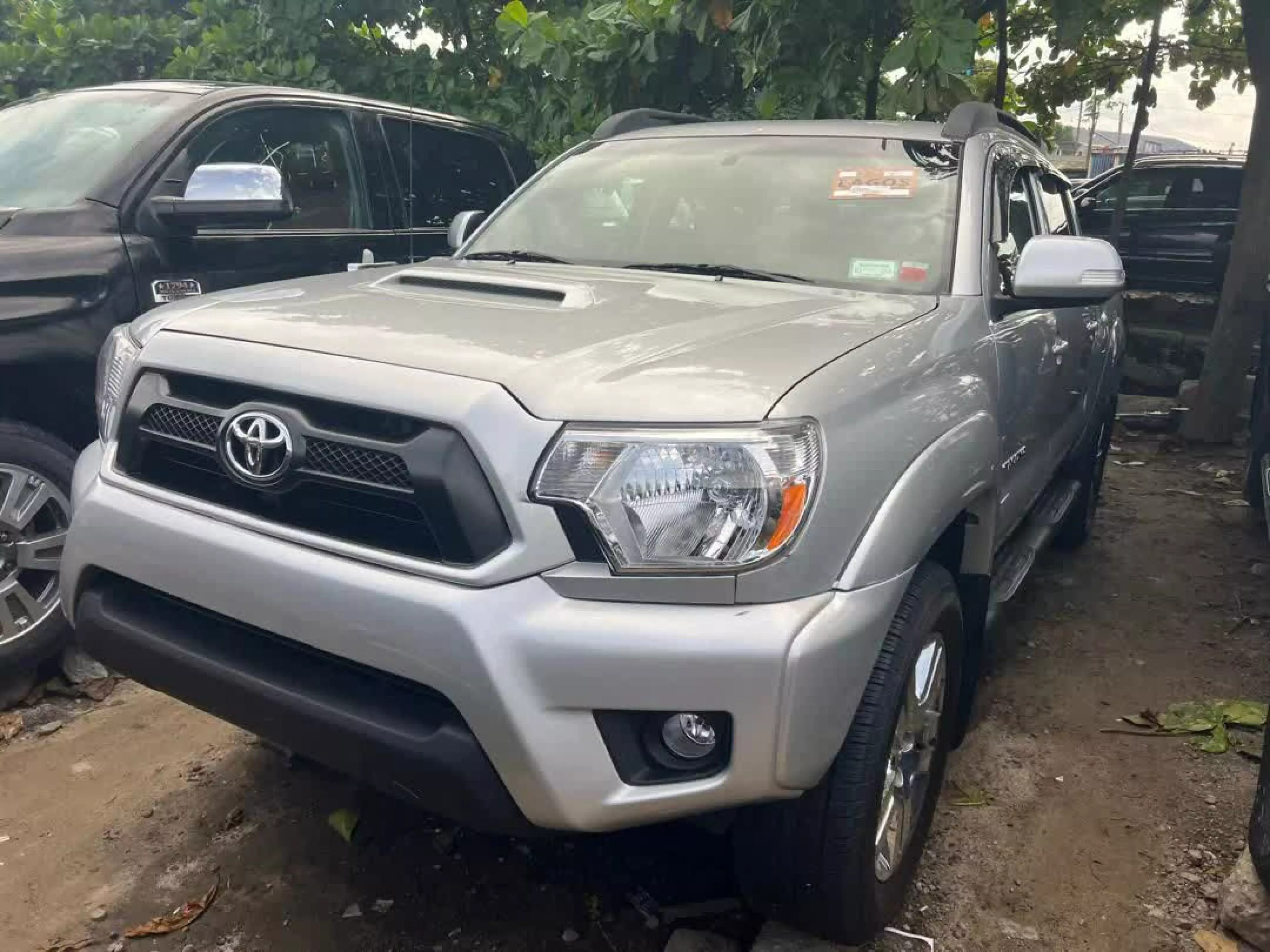 Toyota Tacoma - 2012