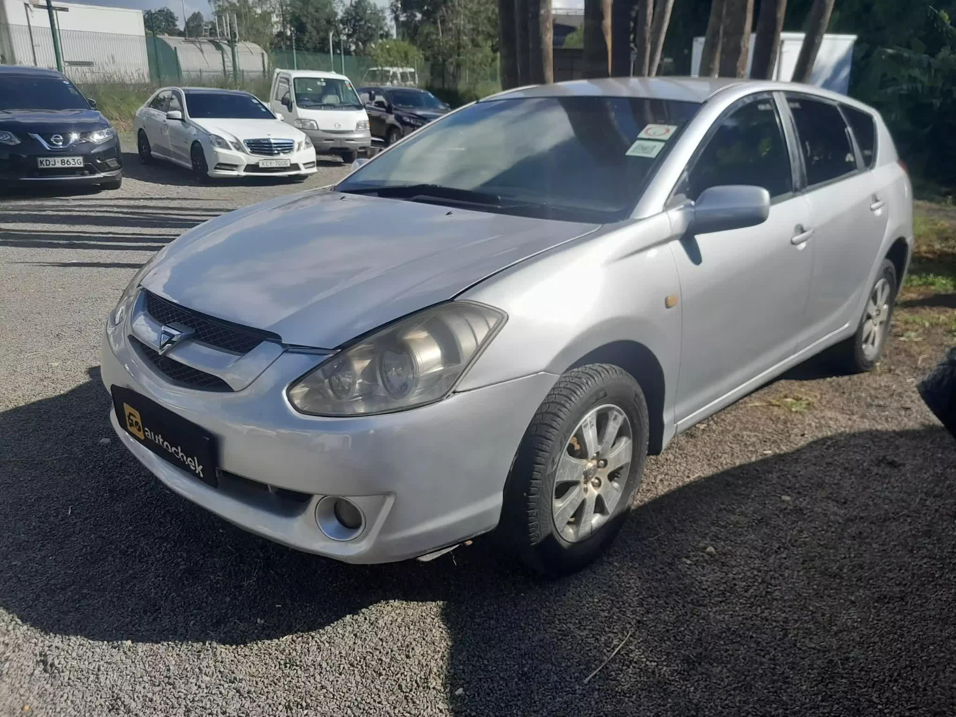 Toyota Caldina  - 2004