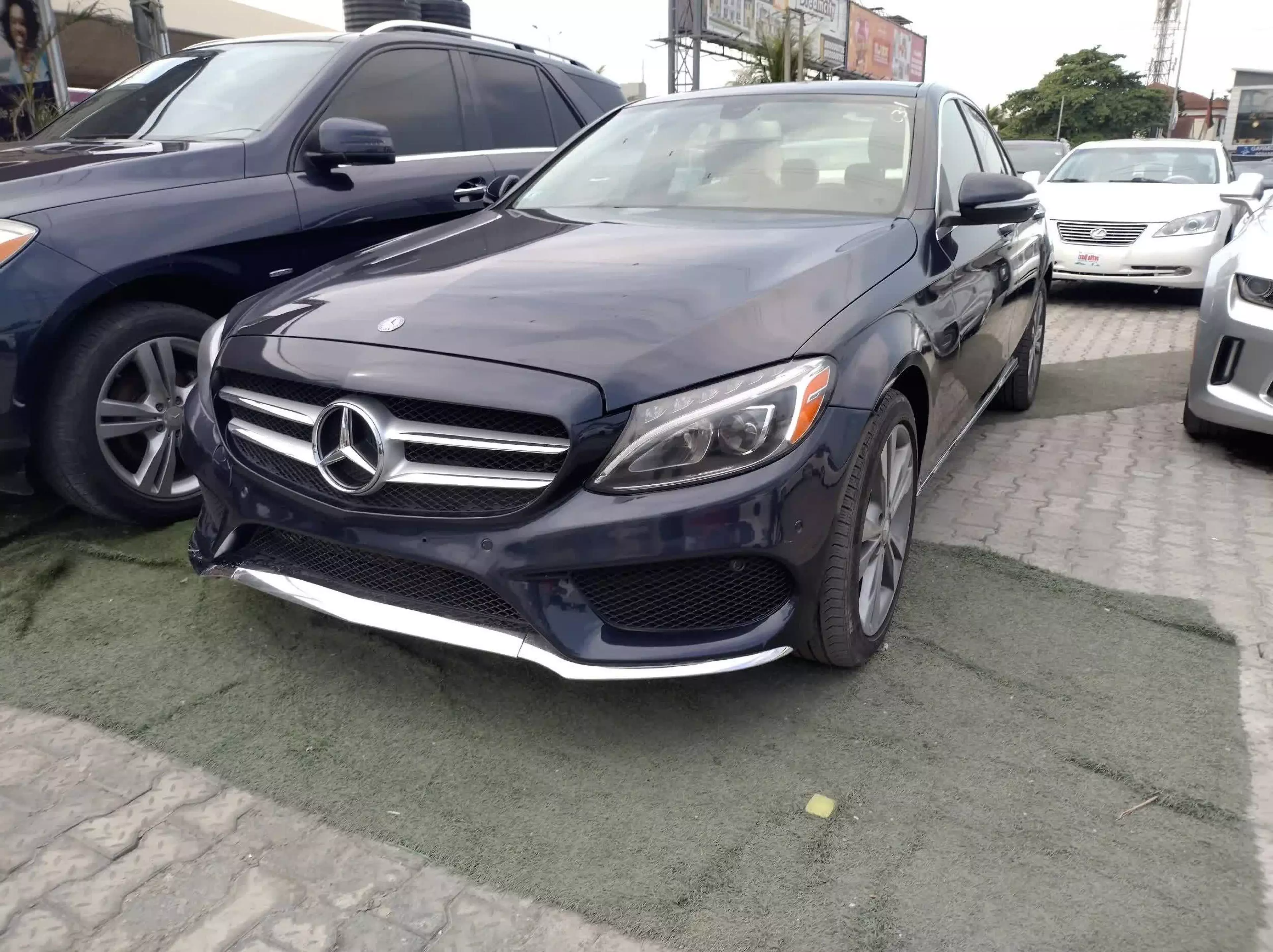 Mercedes-Benz C 300  - 2015