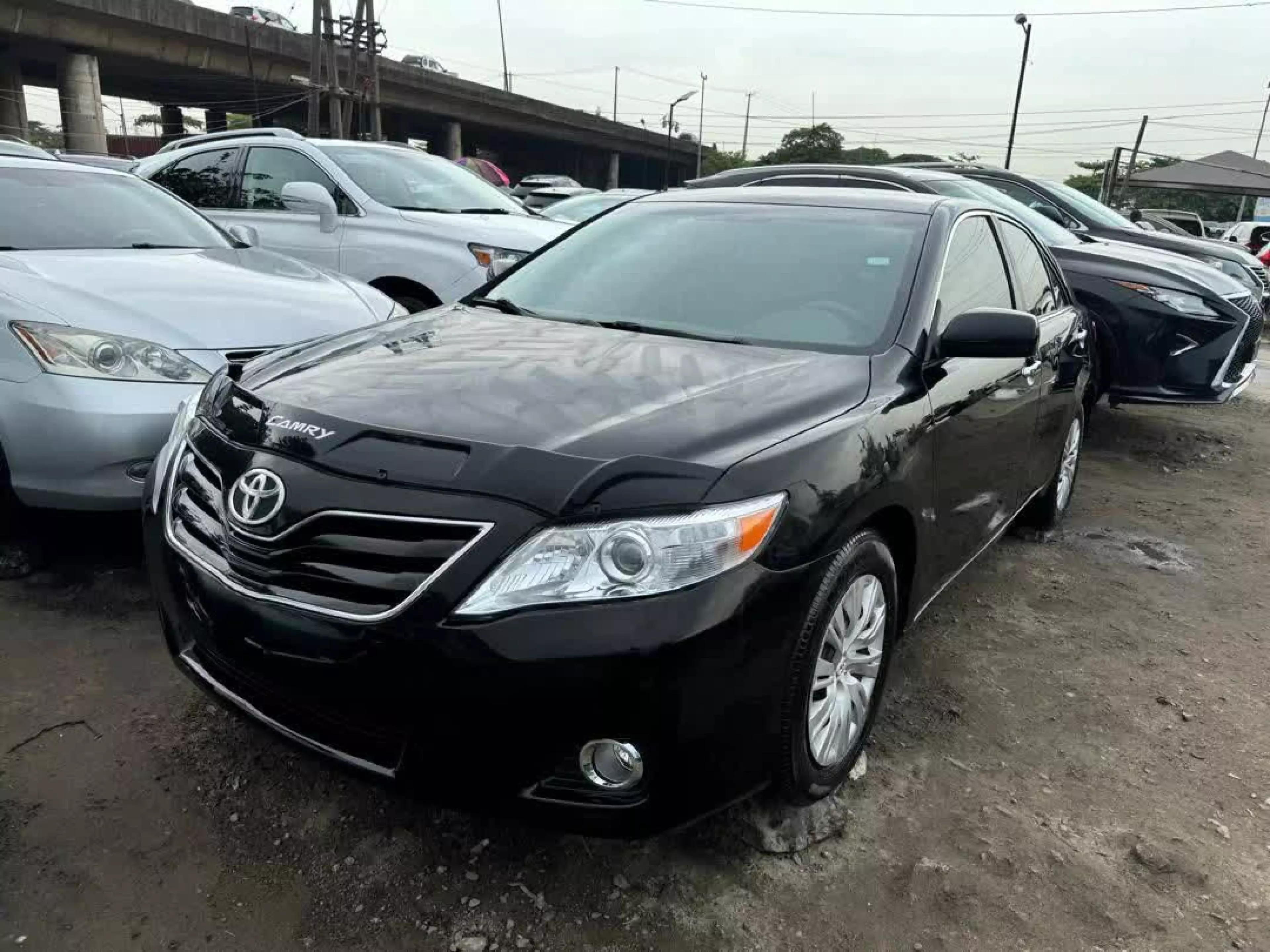 Toyota Camry  - 2011