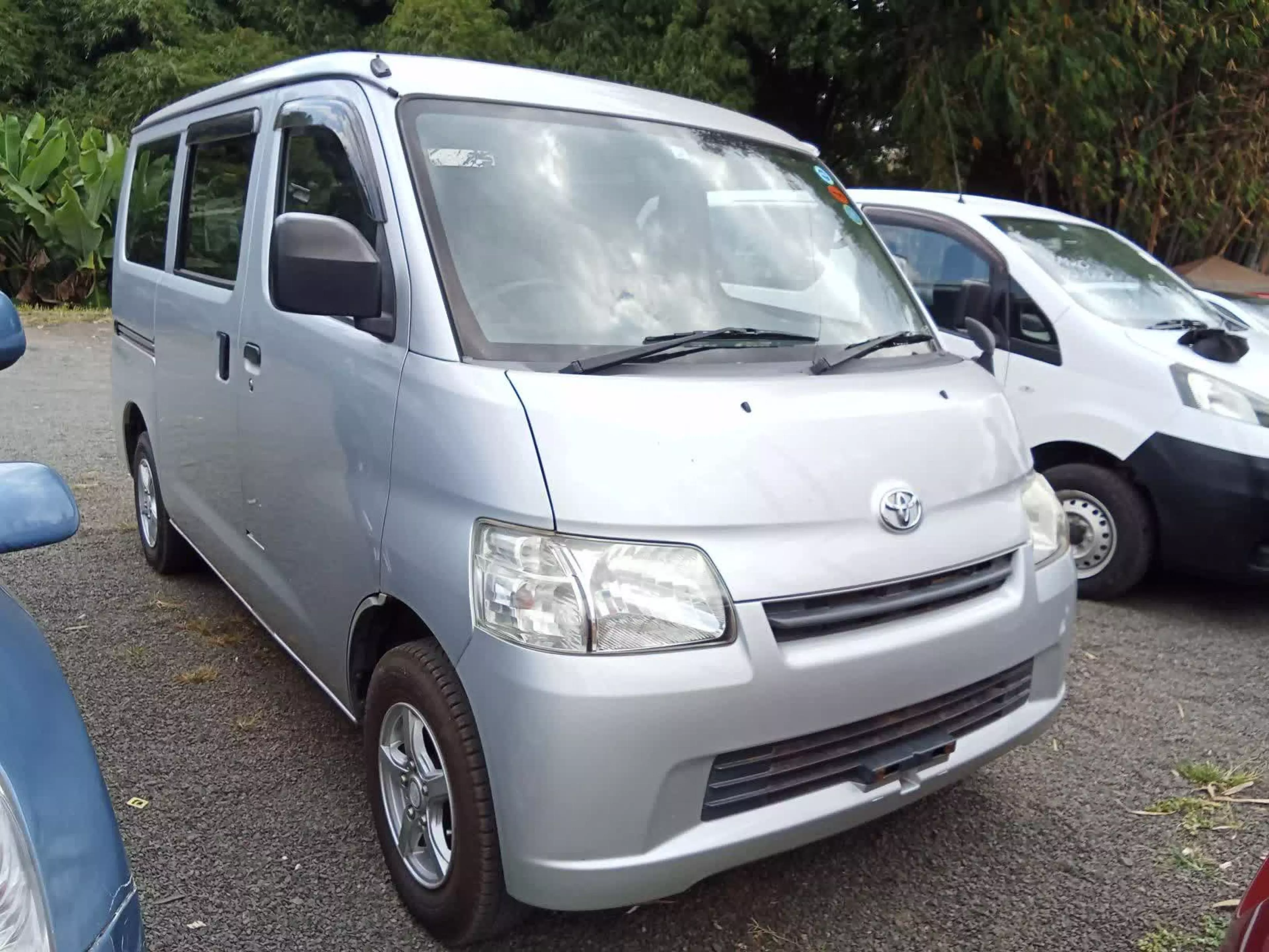 Toyota Town Ace - 2016