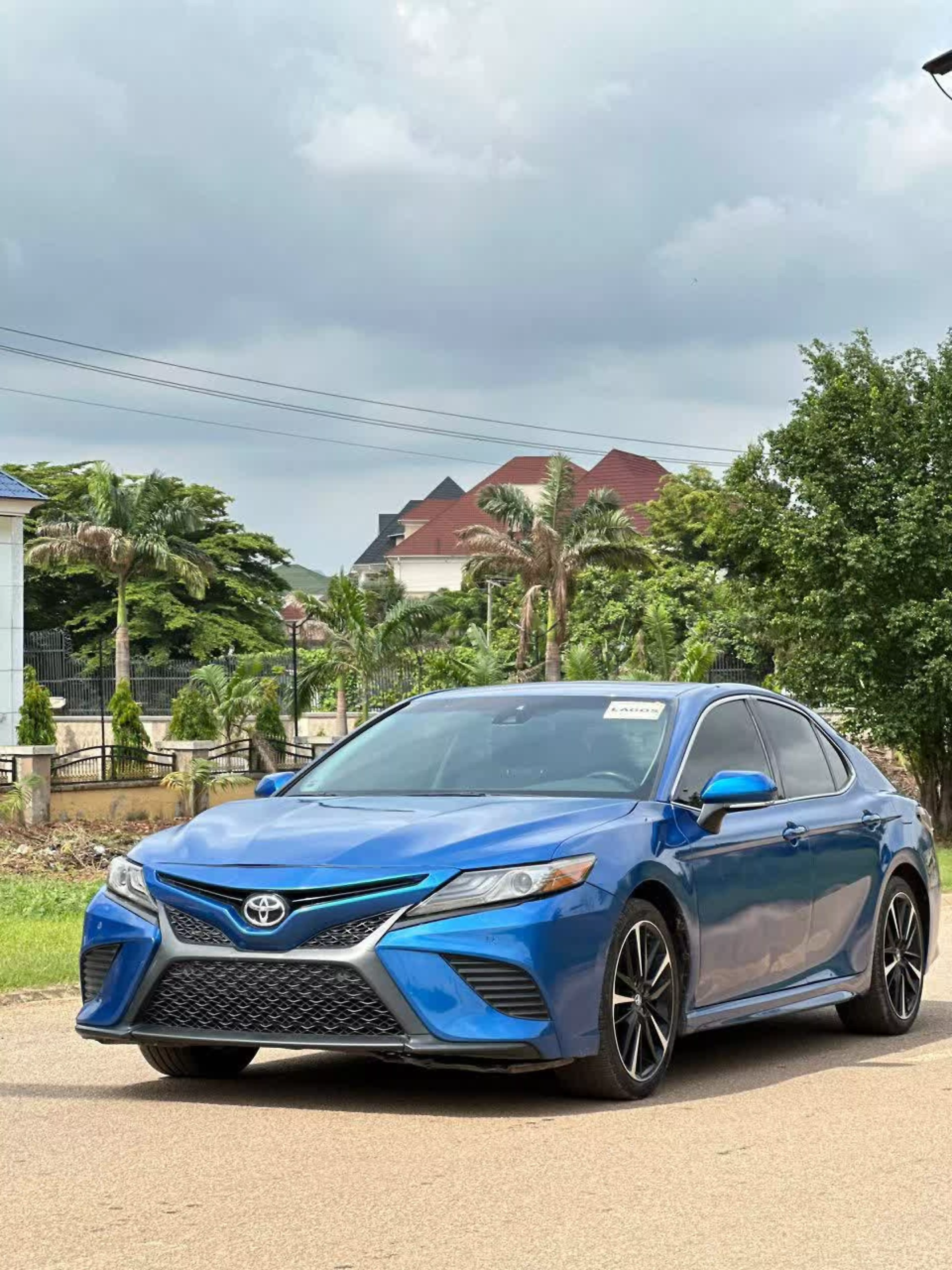 Toyota Camry - 2018