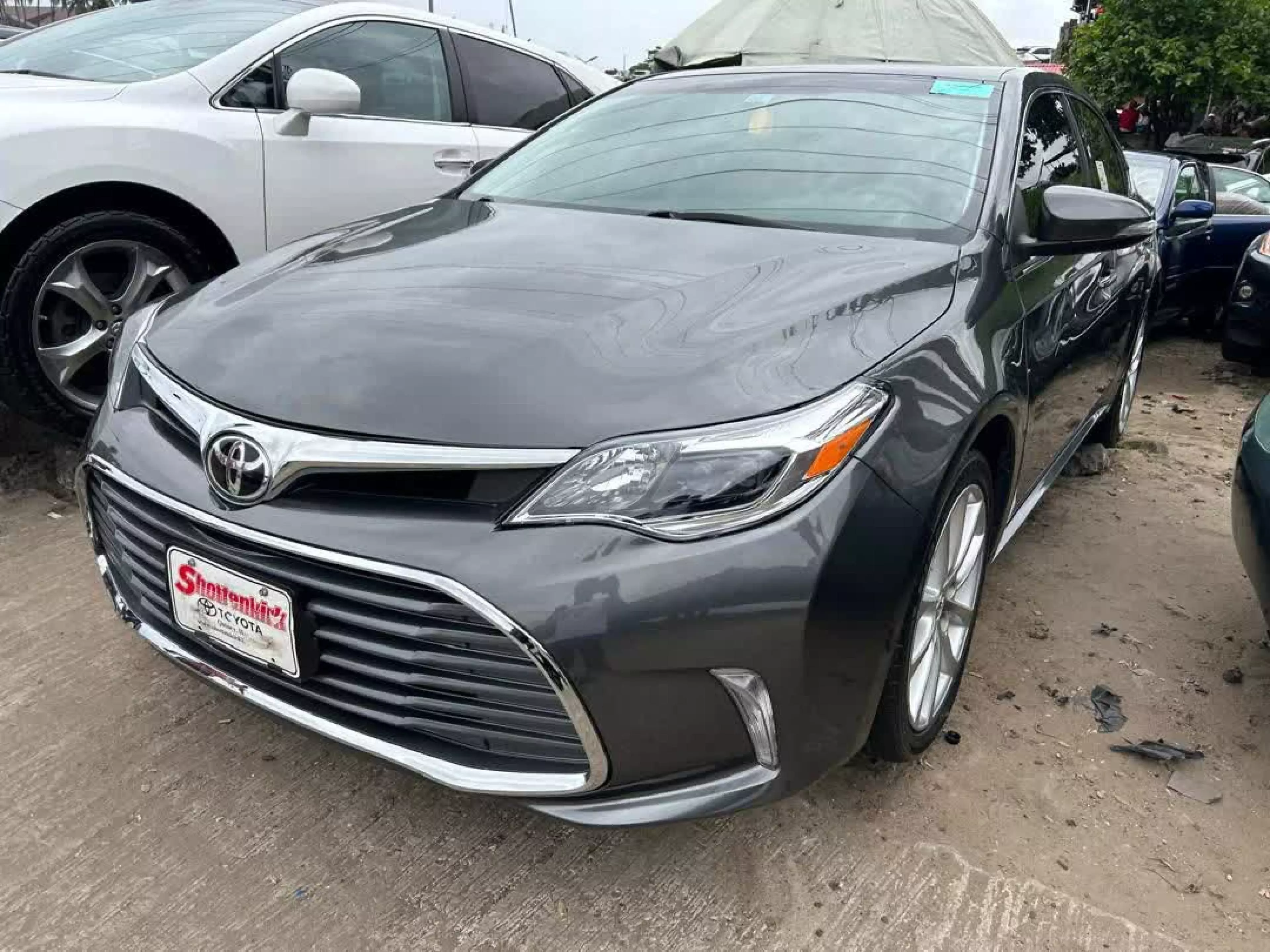 Toyota Avalon  - 2013